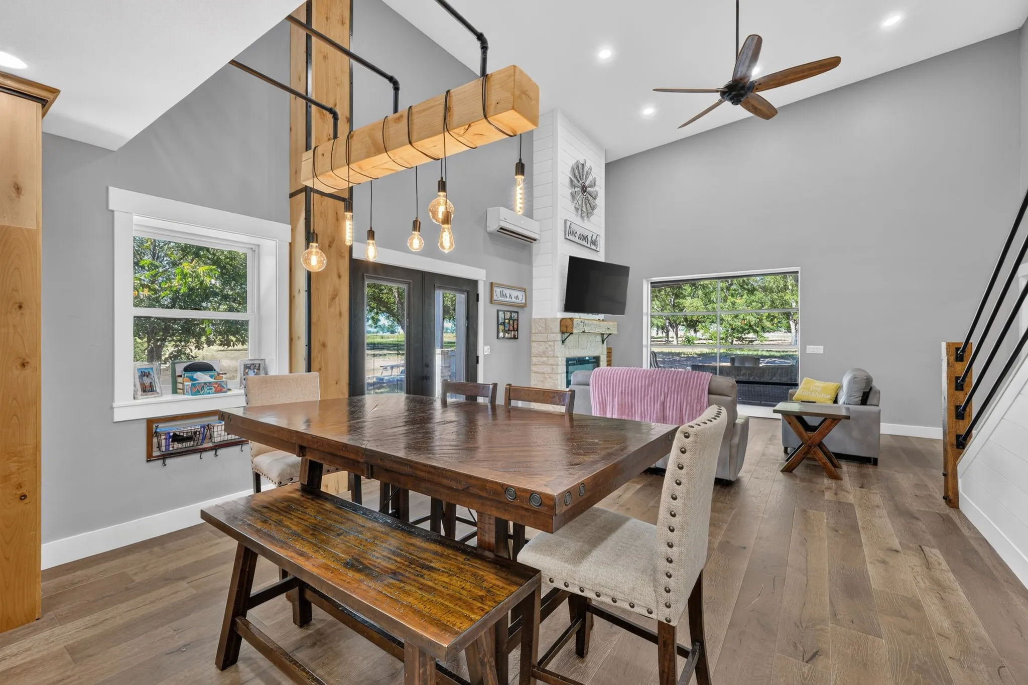 Farm For Sale in Comanche County , 5787 HWY 377/67 Highway, Comanche, Texas 76442, 4 Bedroom, 4 Bathroom, Garage spaces, 3,223 Sqft, built in 2021, Price $925,000, mls#21363905, Real Estate Agent in Comanche, Homes For Sale in Comanche county, Homes For Sale in Comanche, Realtor in Comanche Texas, Real Estate Brokerage Independent Realty Texas, Luminita Cordes Realtor