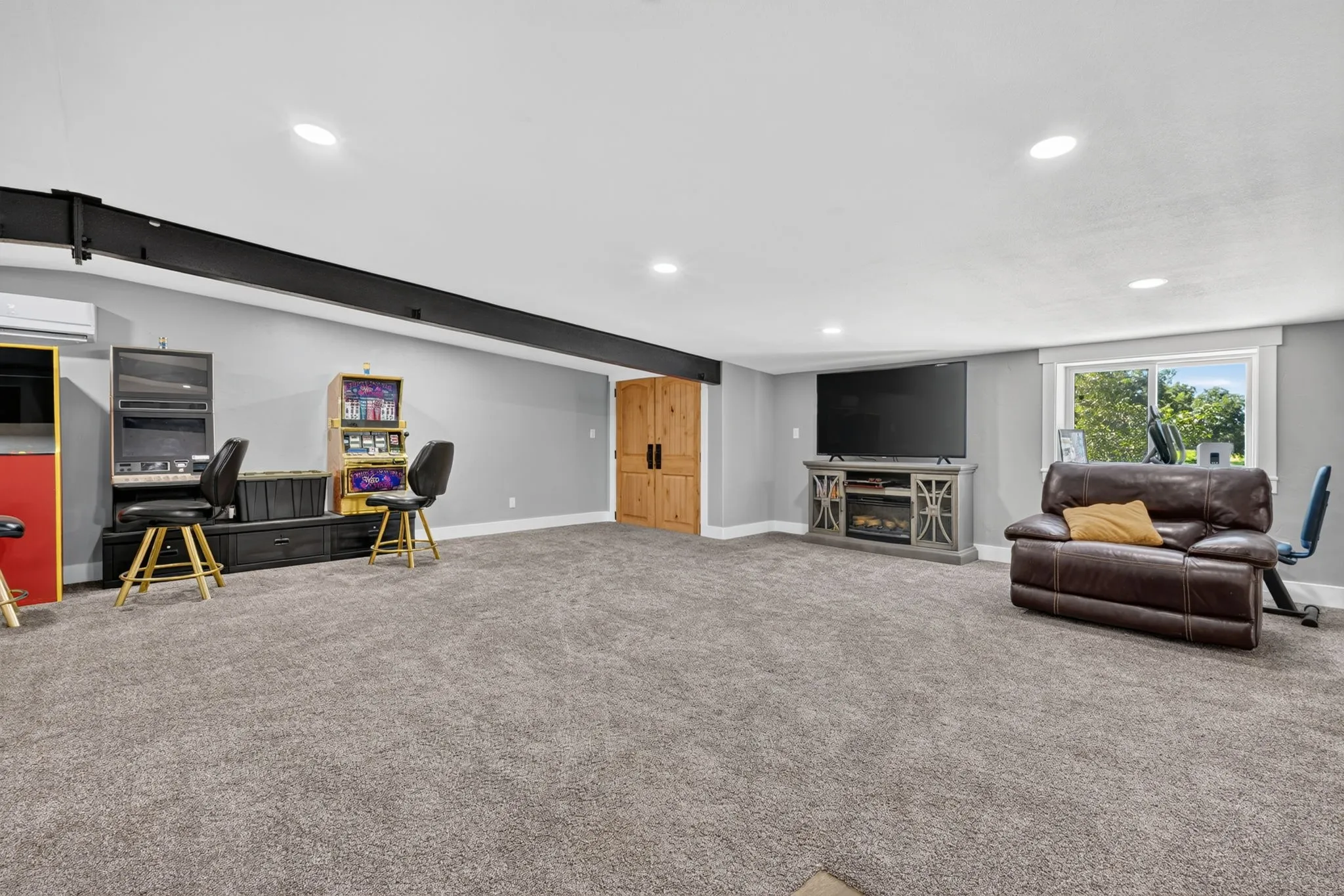 Farm For Sale in Comanche County , 5787 HWY 377/67 Highway, Comanche, Texas 76442, 4 Bedroom, 4 Bathroom, Garage spaces, 3,223 Sqft, built in 2021, Price $925,000, mls#21363905, Real Estate Agent in Comanche, Homes For Sale in Comanche county, Homes For Sale in Comanche, Realtor in Comanche Texas, Real Estate Brokerage Independent Realty Texas, Luminita Cordes Realtor
