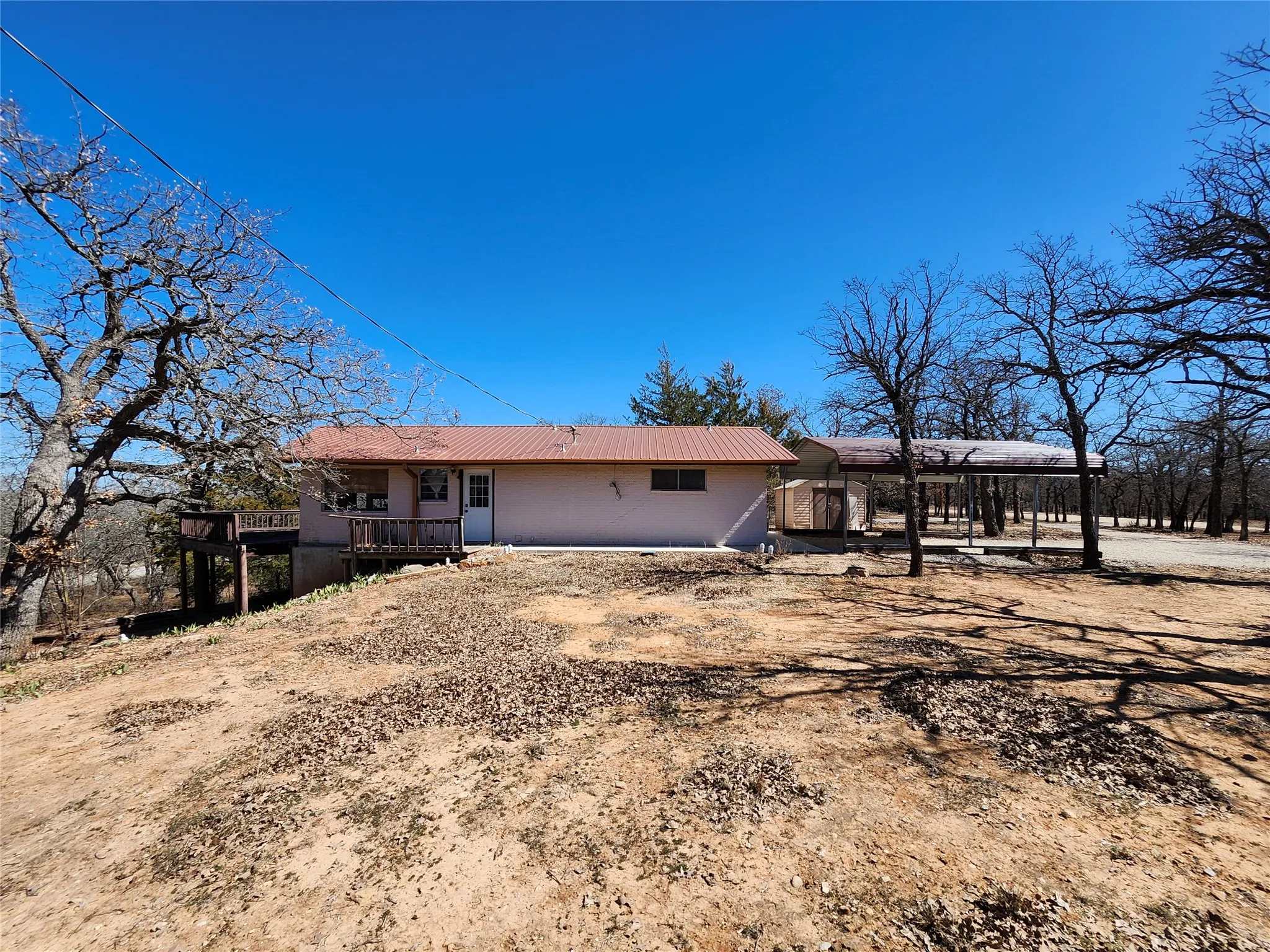 Single Family Residence For Sale in Montague County , 380 Nocona Drive, Nocona, Texas 76255, 3 Bedroom, 2 Bathroom, Garage spaces, 1,092 Sqft, built in 1977, Price $169,900, mls#21364050, Real Estate Agent in Nocona, Homes For Sale in Montague county, Homes For Sale in Nocona, Realtor in Nocona Texas, Real Estate Brokerage Independent Realty Texas, Luminita Cordes Realtor