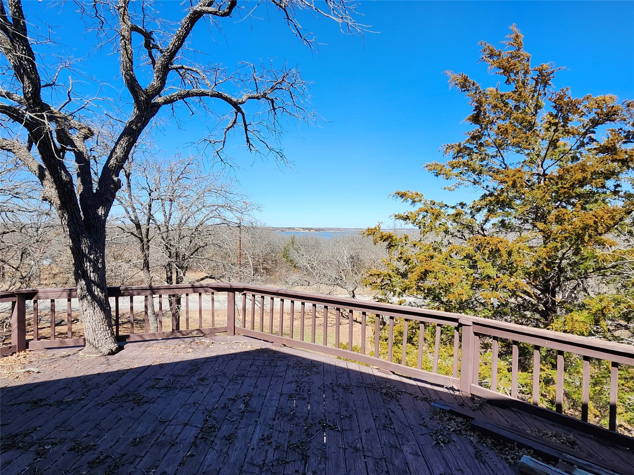 Single Family Residence For Sale in Montague County , 380 Nocona Drive, Nocona, Texas 76255, 3 Bedroom, 2 Bathroom, Garage spaces, 1,092 Sqft, built in 1977, Price $169,900, mls#21364050, Real Estate Agent in Nocona, Homes For Sale in Montague county, Homes For Sale in Nocona, Realtor in Nocona Texas, Real Estate Brokerage Independent Realty Texas, Luminita Cordes Realtor
