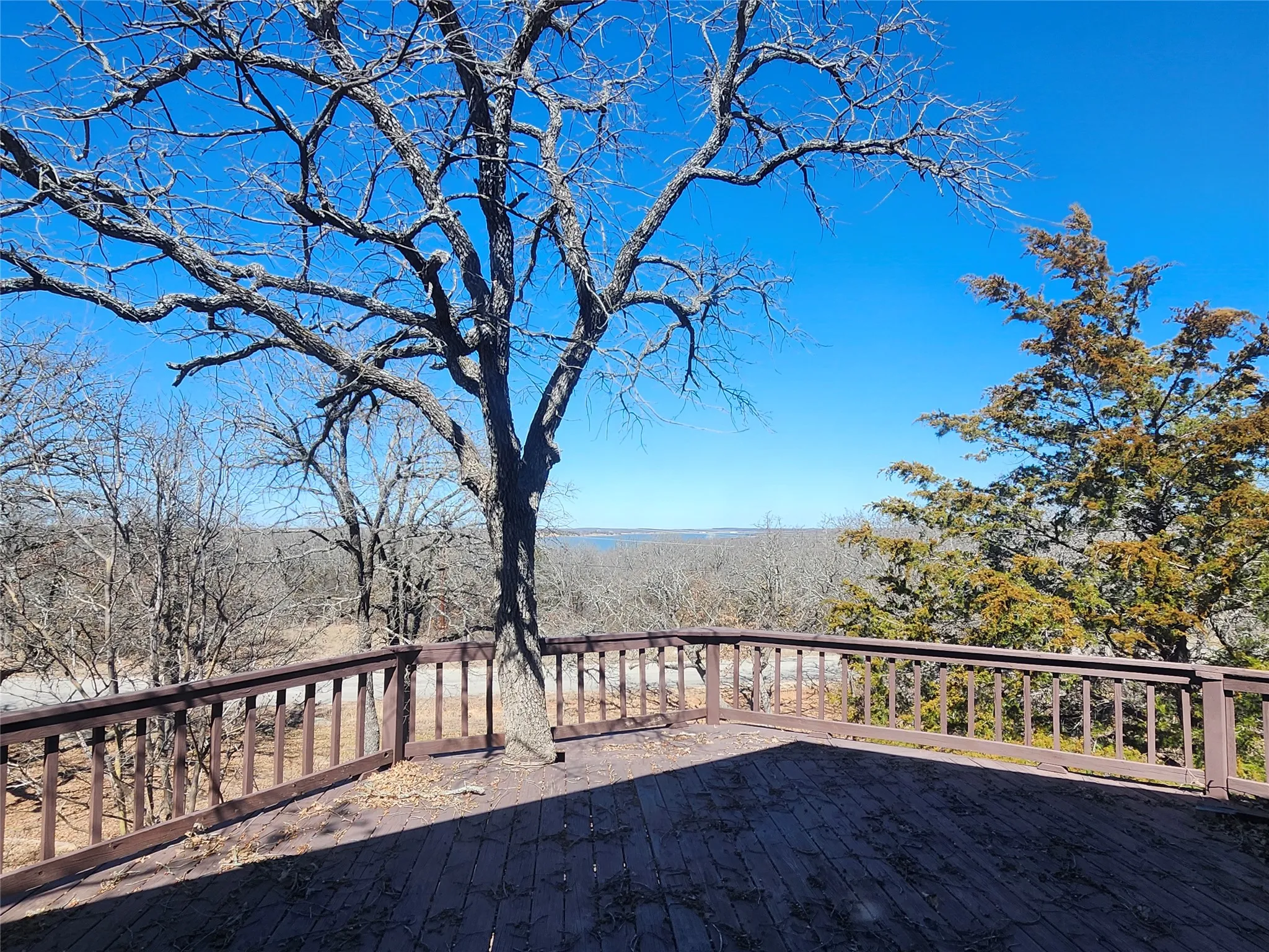 Single Family Residence For Sale in Montague County , 380 Nocona Drive, Nocona, Texas 76255, 3 Bedroom, 2 Bathroom, Garage spaces, 1,092 Sqft, built in 1977, Price $169,900, mls#21364050, Real Estate Agent in Nocona, Homes For Sale in Montague county, Homes For Sale in Nocona, Realtor in Nocona Texas, Real Estate Brokerage Independent Realty Texas, Luminita Cordes Realtor