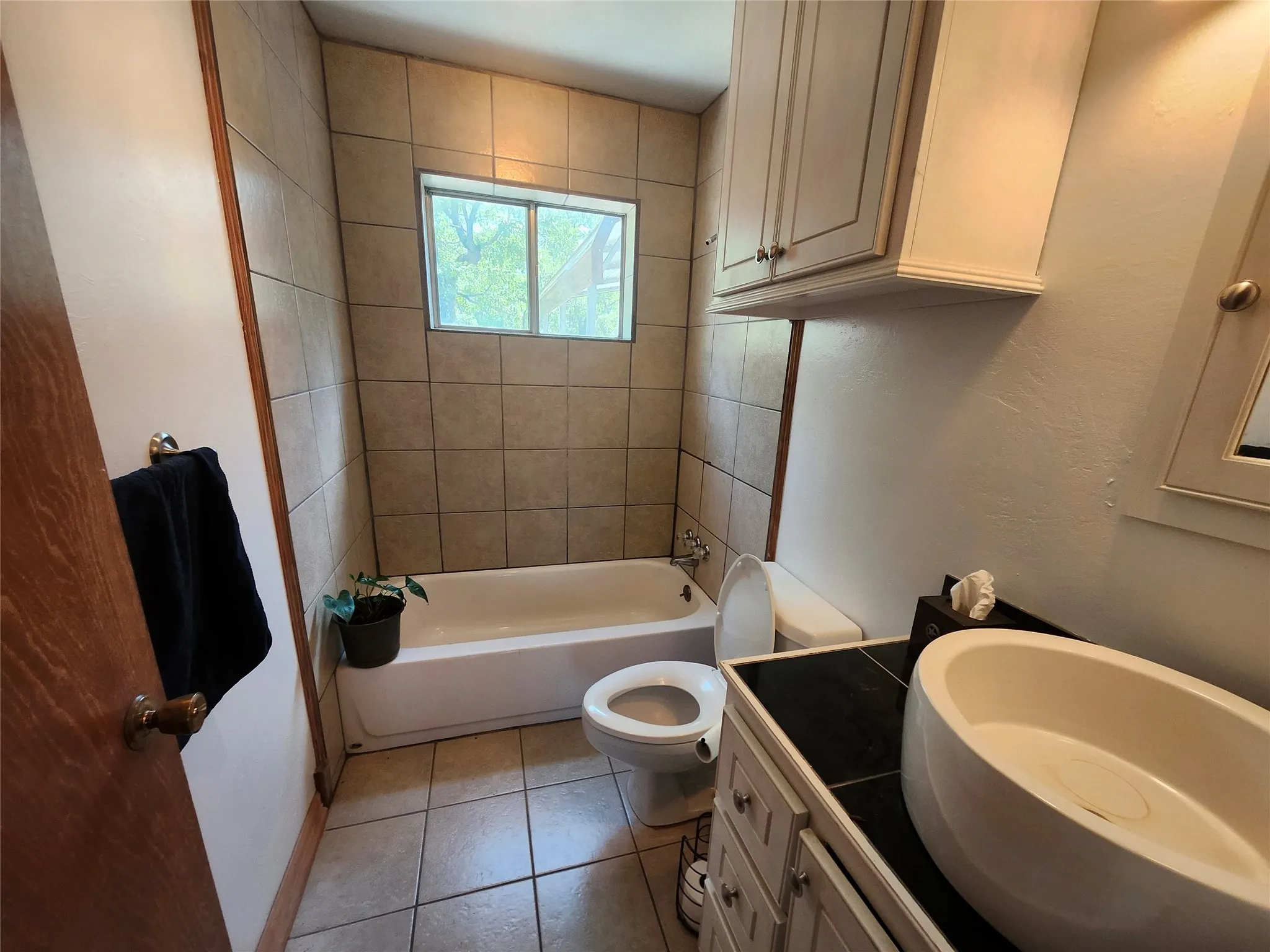 Single Family Residence For Sale in Montague County , 380 Nocona Drive, Nocona, Texas 76255, 3 Bedroom, 2 Bathroom, Garage spaces, 1,092 Sqft, built in 1977, Price $169,900, mls#21364050, Real Estate Agent in Nocona, Homes For Sale in Montague county, Homes For Sale in Nocona, Realtor in Nocona Texas, Real Estate Brokerage Independent Realty Texas, Luminita Cordes Realtor