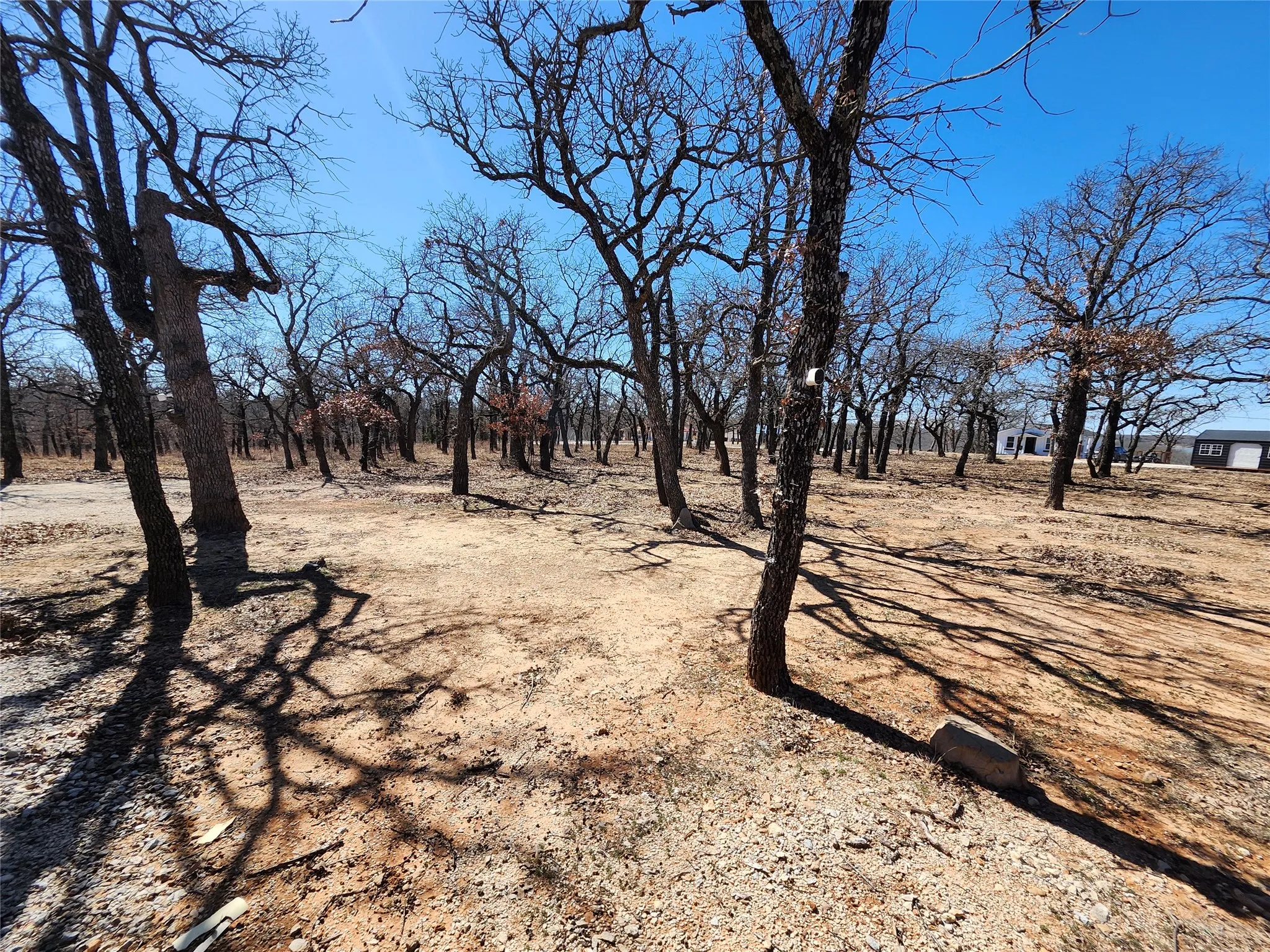Single Family Residence For Sale in Montague County , 380 Nocona Drive, Nocona, Texas 76255, 3 Bedroom, 2 Bathroom, Garage spaces, 1,092 Sqft, built in 1977, Price $169,900, mls#21364050, Real Estate Agent in Nocona, Homes For Sale in Montague county, Homes For Sale in Nocona, Realtor in Nocona Texas, Real Estate Brokerage Independent Realty Texas, Luminita Cordes Realtor