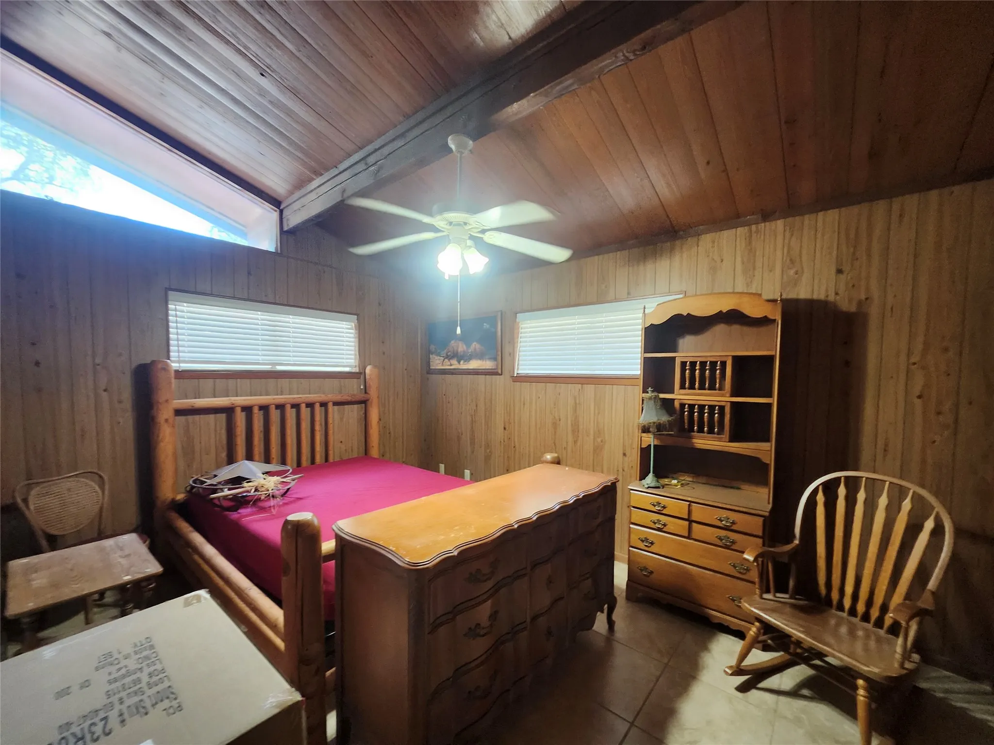 Single Family Residence For Sale in Montague County , 380 Nocona Drive, Nocona, Texas 76255, 3 Bedroom, 2 Bathroom, Garage spaces, 1,092 Sqft, built in 1977, Price $169,900, mls#21364050, Real Estate Agent in Nocona, Homes For Sale in Montague county, Homes For Sale in Nocona, Realtor in Nocona Texas, Real Estate Brokerage Independent Realty Texas, Luminita Cordes Realtor