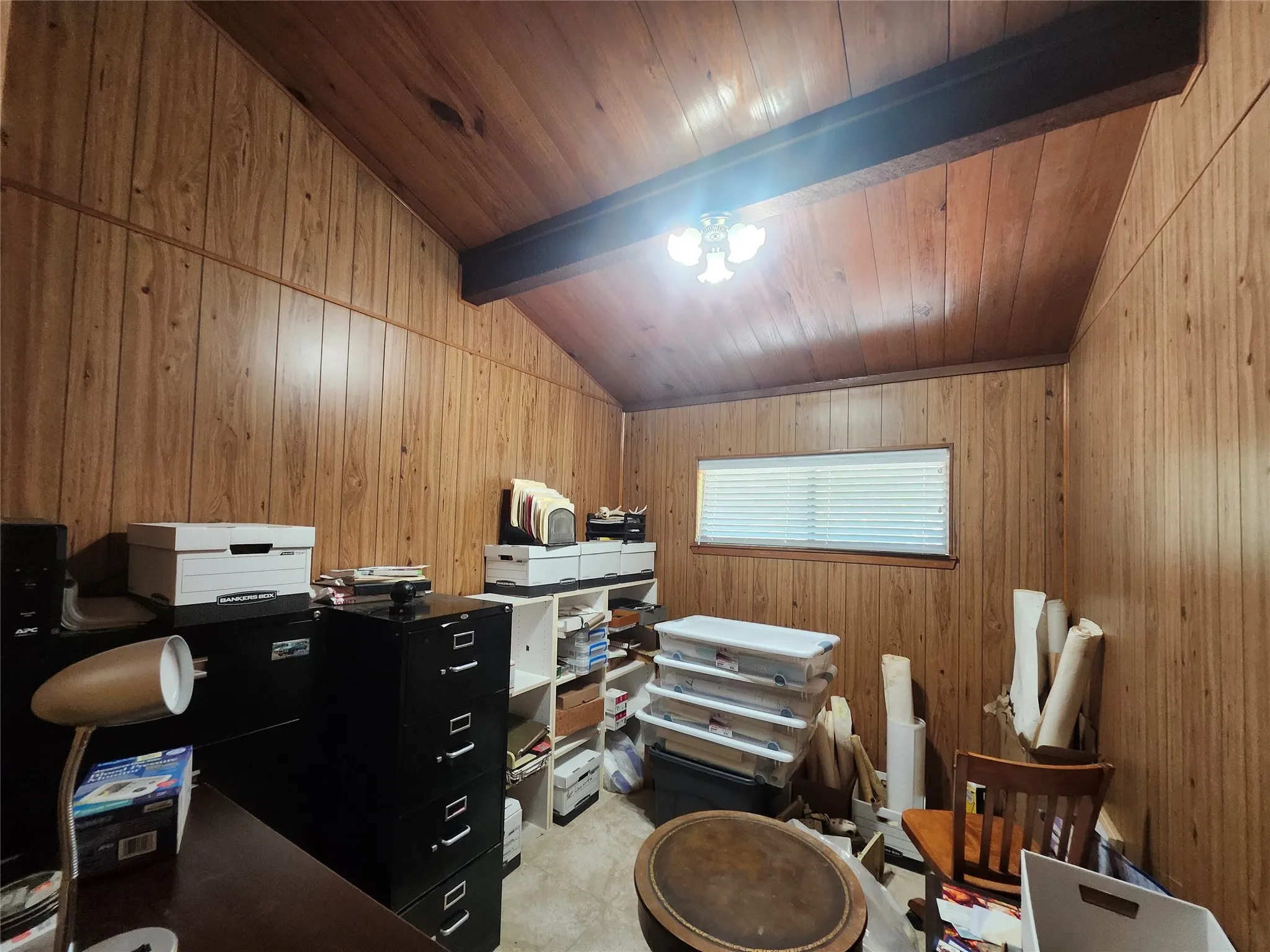 Single Family Residence For Sale in Montague County , 380 Nocona Drive, Nocona, Texas 76255, 3 Bedroom, 2 Bathroom, Garage spaces, 1,092 Sqft, built in 1977, Price $169,900, mls#21364050, Real Estate Agent in Nocona, Homes For Sale in Montague county, Homes For Sale in Nocona, Realtor in Nocona Texas, Real Estate Brokerage Independent Realty Texas, Luminita Cordes Realtor
