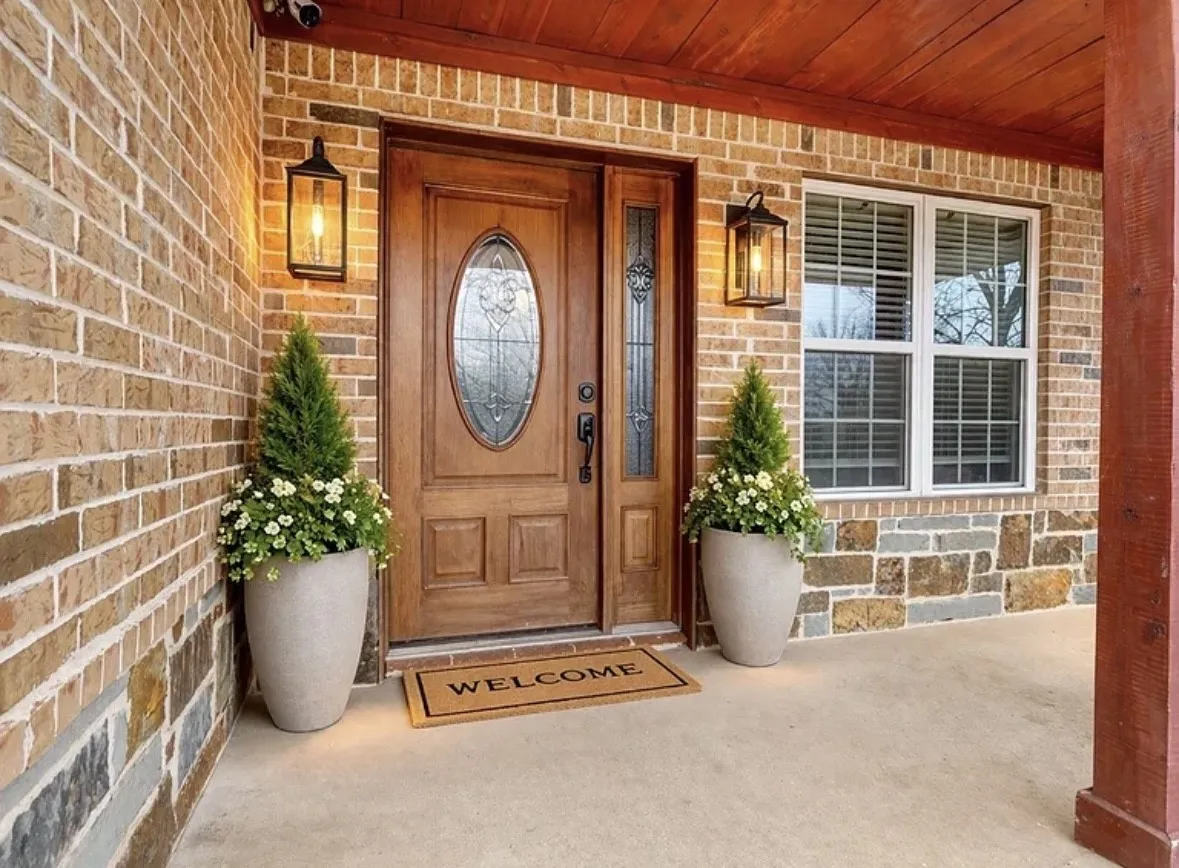 Single Family Residence For Sale in Grayson County , 812 E Mcgee Street, Sherman, Texas 75090, 3 Bedroom, 2 Bathroom, Garage spaces, 1,996 Sqft, built in 2020, mls#21364248, Real Estate Agent in Sherman, Homes For Sale in Grayson county, Homes For Sale in Sherman, Realtor in Sherman Texas, Real Estate Brokerage Independent Realty Texas, Luminita Cordes Realtor