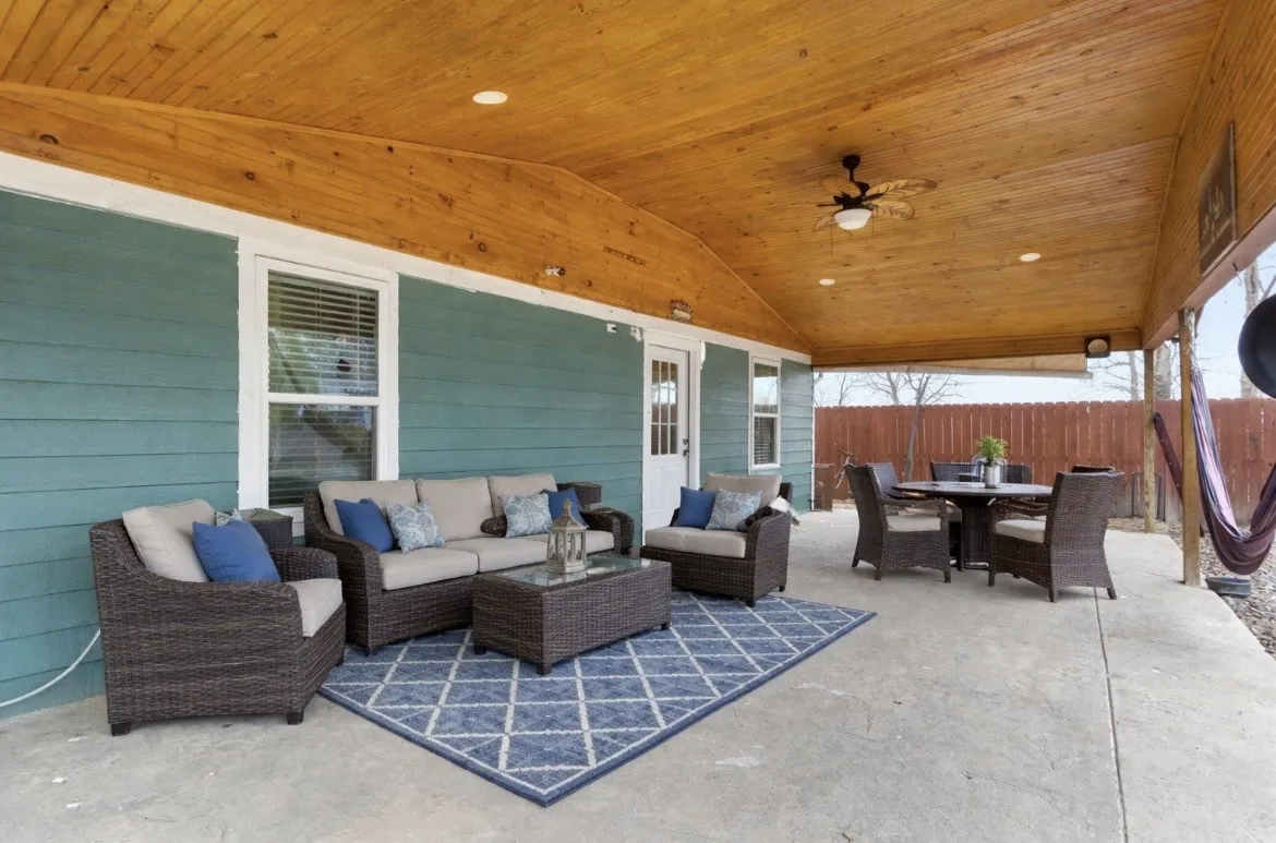 Single Family Residence For Sale in Grayson County , 812 E Mcgee Street, Sherman, Texas 75090, 3 Bedroom, 2 Bathroom, Garage spaces, 1,996 Sqft, built in 2020, mls#21364248, Real Estate Agent in Sherman, Homes For Sale in Grayson county, Homes For Sale in Sherman, Realtor in Sherman Texas, Real Estate Brokerage Independent Realty Texas, Luminita Cordes Realtor