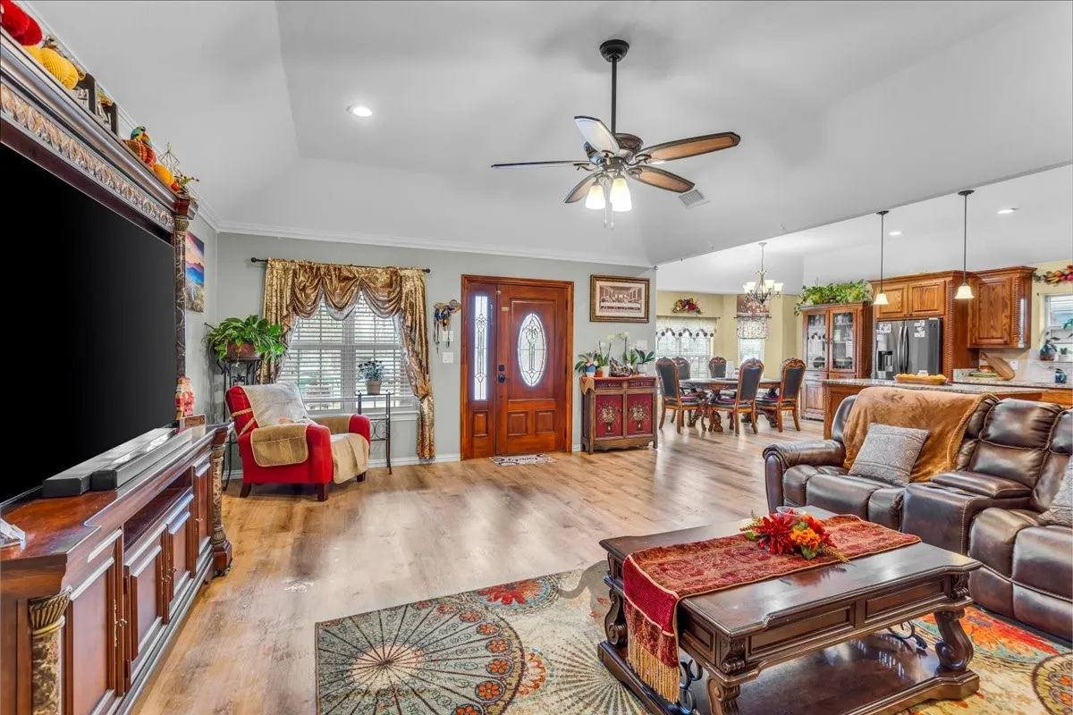 Single Family Residence For Sale in Grayson County , 812 E Mcgee Street, Sherman, Texas 75090, 3 Bedroom, 2 Bathroom, Garage spaces, 1,996 Sqft, built in 2020, mls#21364248, Real Estate Agent in Sherman, Homes For Sale in Grayson county, Homes For Sale in Sherman, Realtor in Sherman Texas, Real Estate Brokerage Independent Realty Texas, Luminita Cordes Realtor