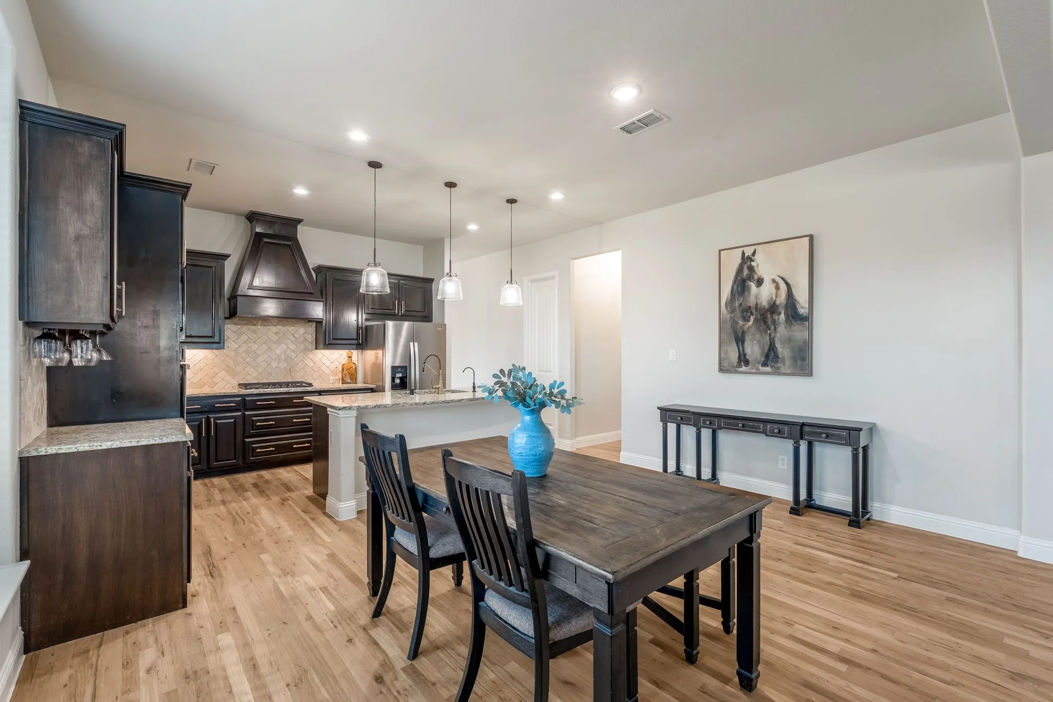 Single Family Residence For Sale in Collin County , 2602 Thayne Drive, Anna, Texas 75409, 4 Bedroom, 3 Bathroom, 3 Garage spaces, 2,515 Sqft, built in 2017, mls#21363133, Real Estate Agent in Anna, Homes For Sale in Collin county, Homes For Sale in Anna, Realtor in Anna Texas, Real Estate Brokerage Independent Realty Texas, Luminita Cordes Realtor