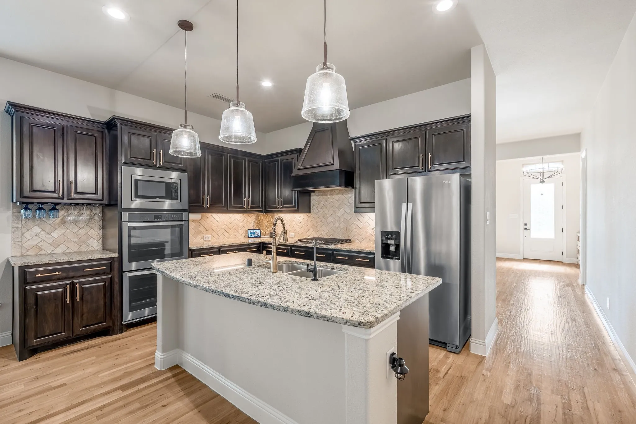 Single Family Residence For Sale in Collin County , 2602 Thayne Drive, Anna, Texas 75409, 4 Bedroom, 3 Bathroom, 3 Garage spaces, 2,515 Sqft, built in 2017, mls#21363133, Real Estate Agent in Anna, Homes For Sale in Collin county, Homes For Sale in Anna, Realtor in Anna Texas, Real Estate Brokerage Independent Realty Texas, Luminita Cordes Realtor