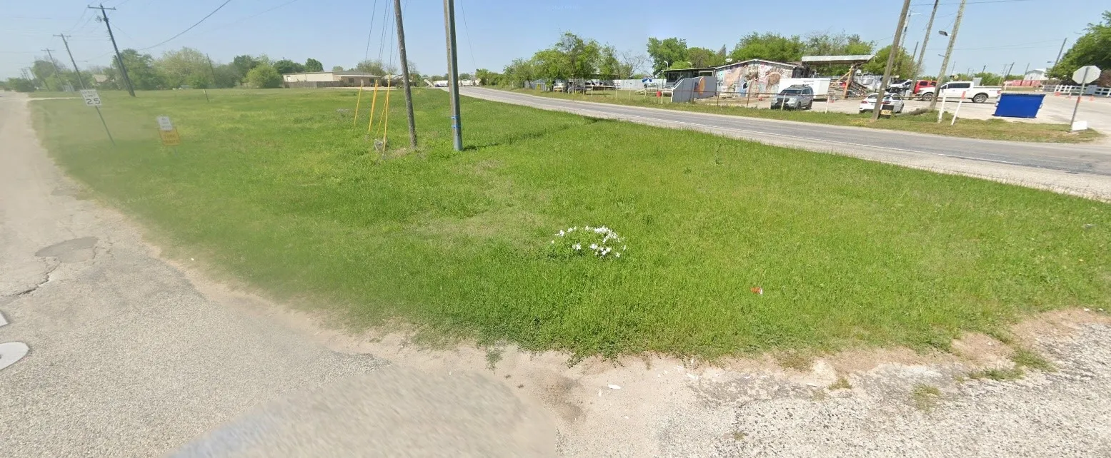 Triangle Lot on 171 in Cresson TX near Lancaster St