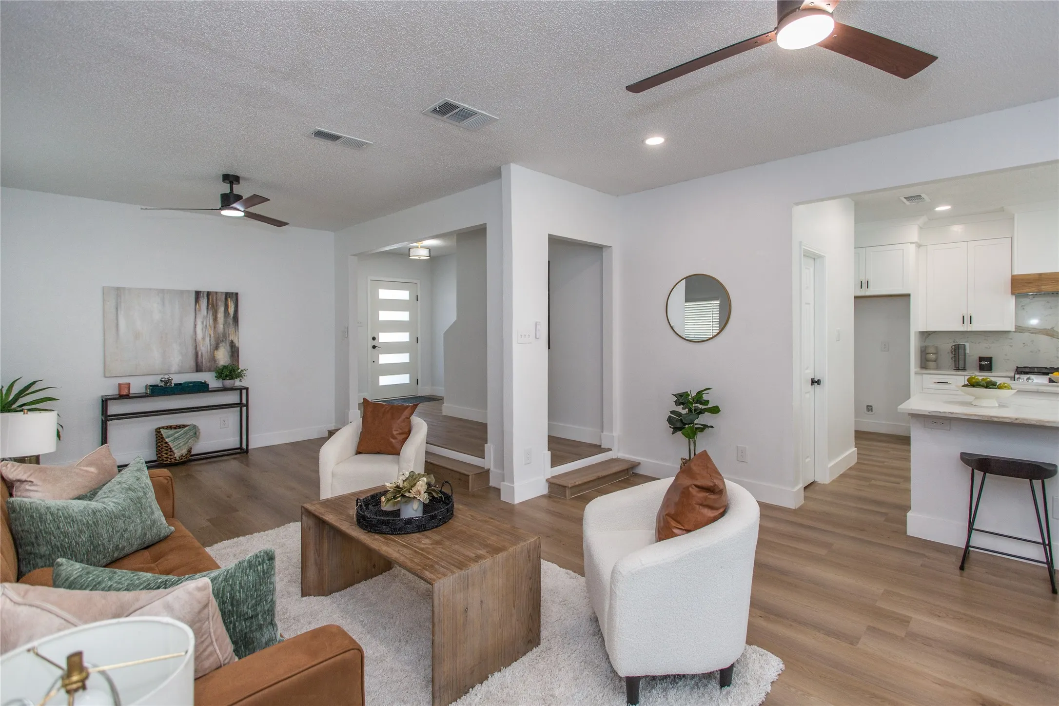 Single Family Residence For Sale in Tarrant County , 1704 Brookarbor Court, Arlington, Texas 76018, 4 Bedroom, 3 Bathroom, 2 Garage spaces, 1,977 Sqft, built in 1996, mls#21359124, Real Estate Agent in Arlington, Homes For Sale in Tarrant county, Homes For Sale in Arlington, Realtor in Arlington Texas, Real Estate Brokerage Independent Realty Texas, Luminita Cordes Realtor