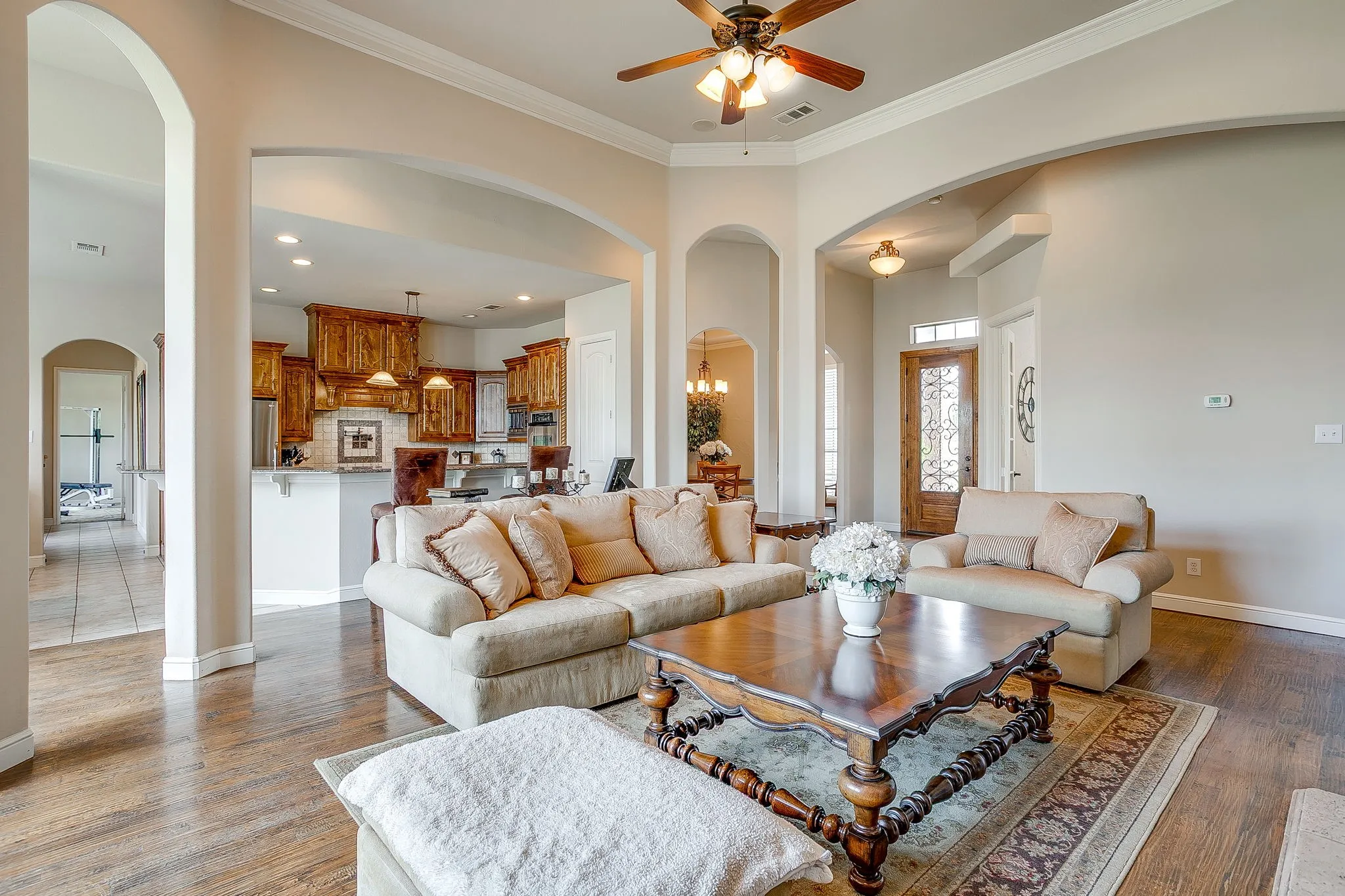 Single Family Residence For Sale in Tarrant County , 13041 Stacey Valley Drive, Azle, Texas 76020, 4 Bedroom, 3 Bathroom, 3 Garage spaces, 2,778 Sqft, built in 2006, mls#21360141, Real Estate Agent in Azle, Homes For Sale in Tarrant county, Homes For Sale in Azle, Realtor in Azle Texas, Real Estate Brokerage Independent Realty Texas, Luminita Cordes Realtor