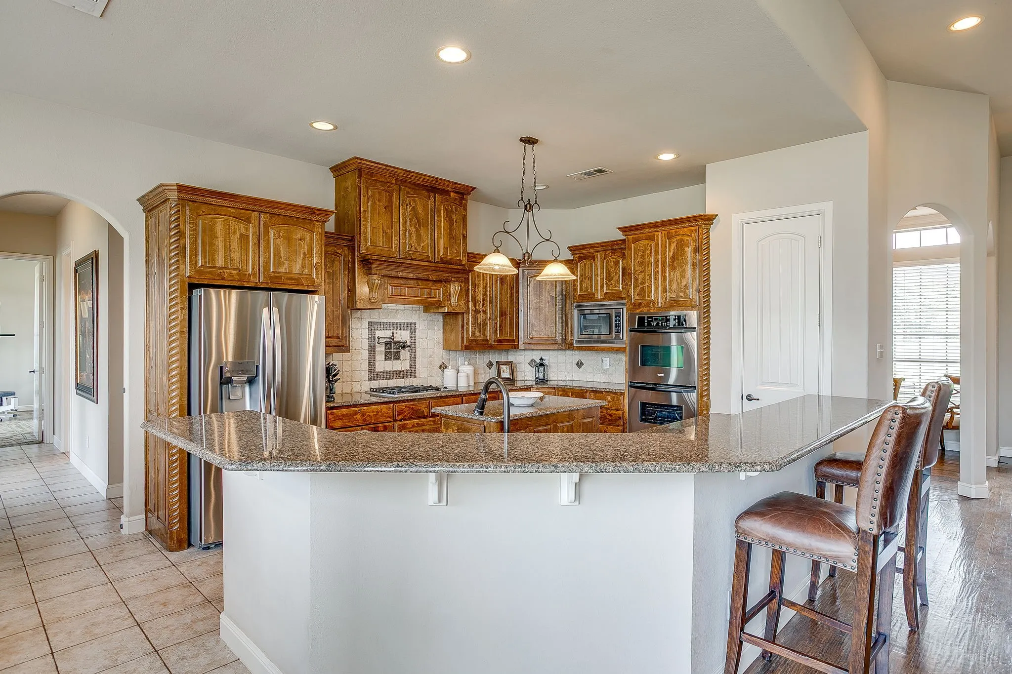 Single Family Residence For Sale in Tarrant County , 13041 Stacey Valley Drive, Azle, Texas 76020, 4 Bedroom, 3 Bathroom, 3 Garage spaces, 2,778 Sqft, built in 2006, mls#21360141, Real Estate Agent in Azle, Homes For Sale in Tarrant county, Homes For Sale in Azle, Realtor in Azle Texas, Real Estate Brokerage Independent Realty Texas, Luminita Cordes Realtor