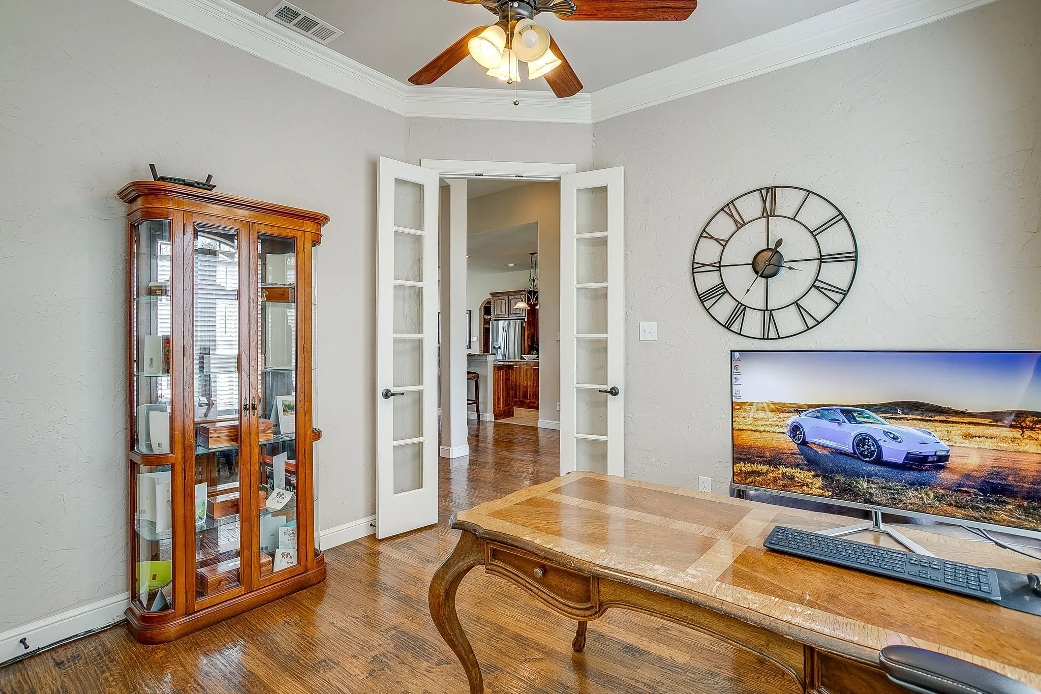 Single Family Residence For Sale in Tarrant County , 13041 Stacey Valley Drive, Azle, Texas 76020, 4 Bedroom, 3 Bathroom, 3 Garage spaces, 2,778 Sqft, built in 2006, mls#21360141, Real Estate Agent in Azle, Homes For Sale in Tarrant county, Homes For Sale in Azle, Realtor in Azle Texas, Real Estate Brokerage Independent Realty Texas, Luminita Cordes Realtor