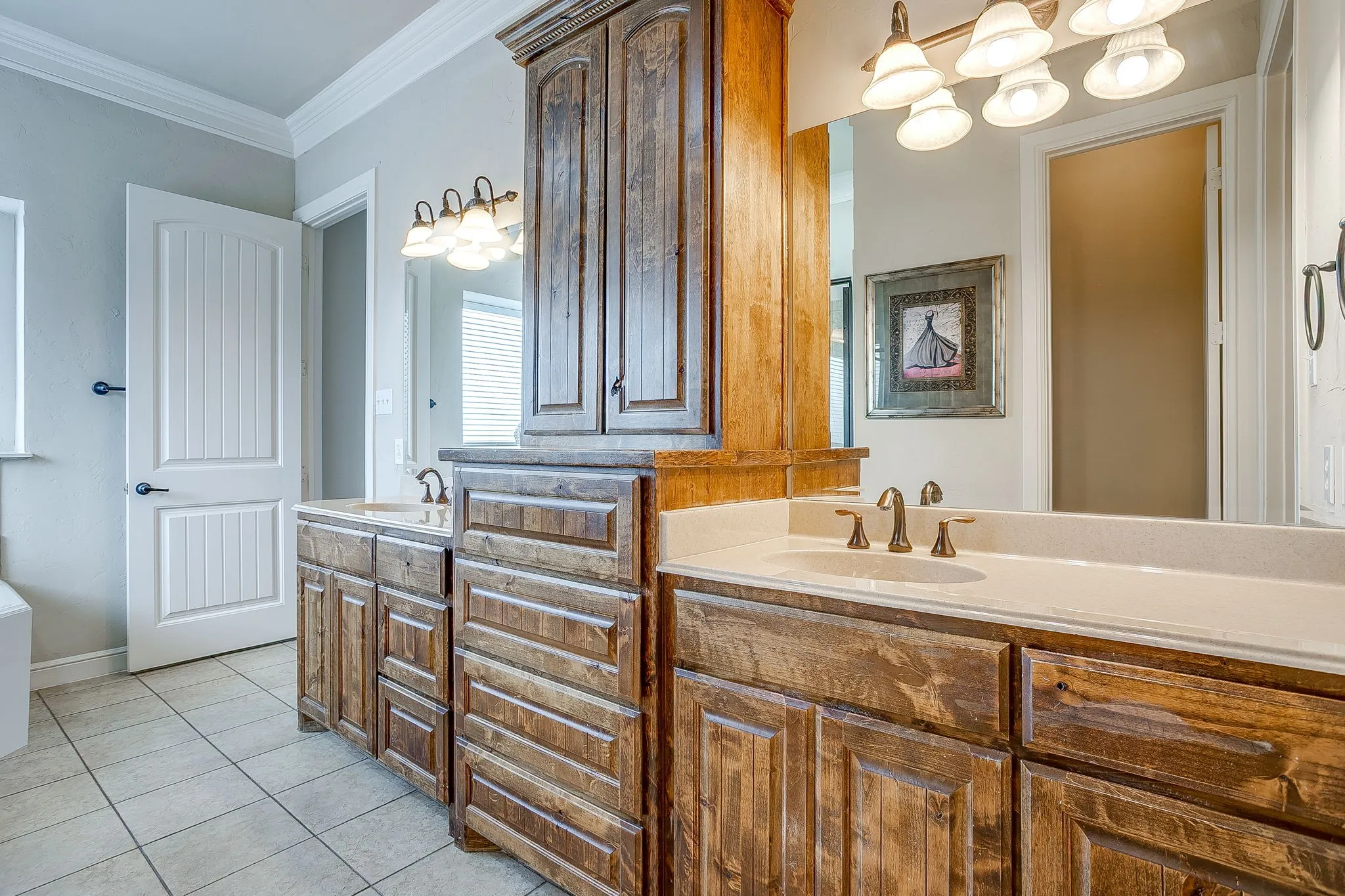 Single Family Residence For Sale in Tarrant County , 13041 Stacey Valley Drive, Azle, Texas 76020, 4 Bedroom, 3 Bathroom, 3 Garage spaces, 2,778 Sqft, built in 2006, mls#21360141, Real Estate Agent in Azle, Homes For Sale in Tarrant county, Homes For Sale in Azle, Realtor in Azle Texas, Real Estate Brokerage Independent Realty Texas, Luminita Cordes Realtor