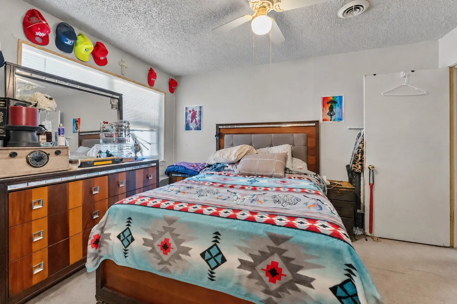 Single Family Residence For Sale in Dallas County , 915 Liberty Drive, Irving, Texas 75061, 3 Bedroom, 2 Bathroom, Garage spaces, 1,262 Sqft, built in 1955, mls#21364254, Real Estate Agent in Irving, Homes For Sale in Dallas county, Homes For Sale in Irving, Realtor in Irving Texas, Real Estate Brokerage Independent Realty Texas, Luminita Cordes Realtor