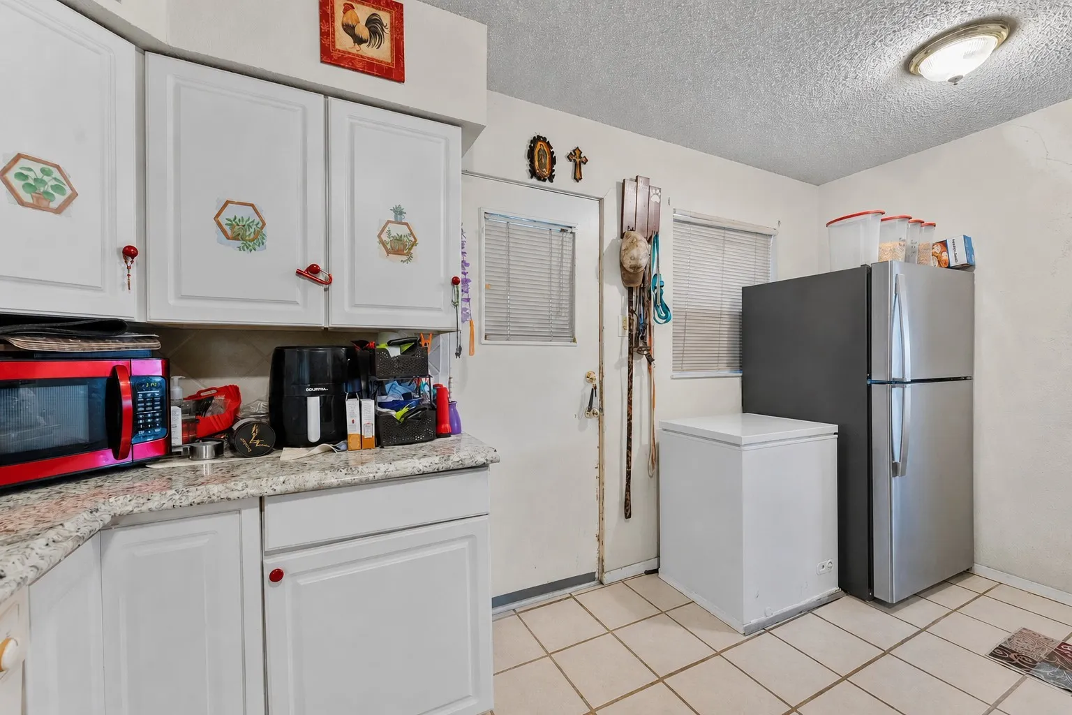 Single Family Residence For Sale in Dallas County , 915 Liberty Drive, Irving, Texas 75061, 3 Bedroom, 2 Bathroom, Garage spaces, 1,262 Sqft, built in 1955, mls#21364254, Real Estate Agent in Irving, Homes For Sale in Dallas county, Homes For Sale in Irving, Realtor in Irving Texas, Real Estate Brokerage Independent Realty Texas, Luminita Cordes Realtor