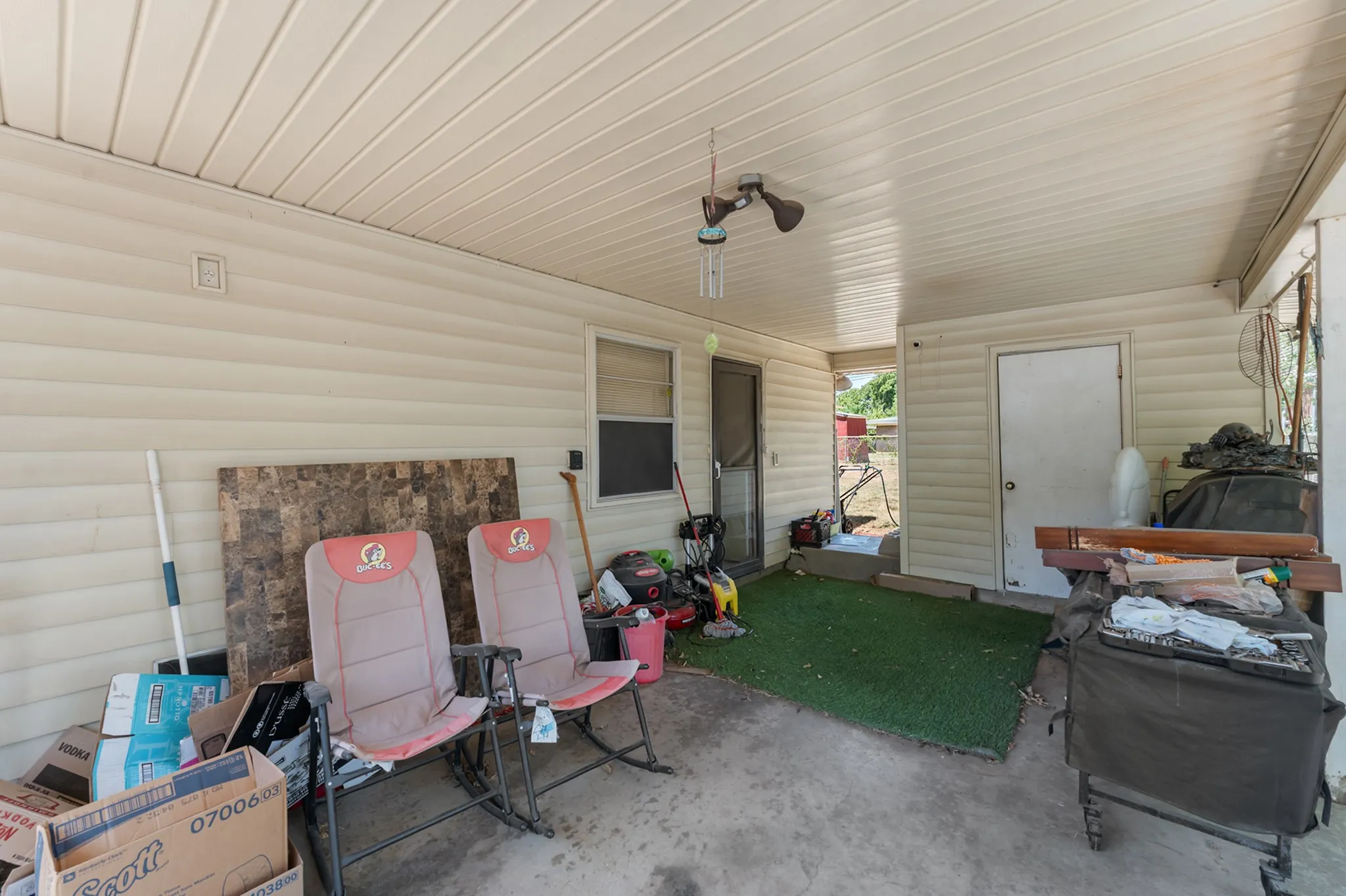Single Family Residence For Sale in Dallas County , 915 Liberty Drive, Irving, Texas 75061, 3 Bedroom, 2 Bathroom, Garage spaces, 1,262 Sqft, built in 1955, mls#21364254, Real Estate Agent in Irving, Homes For Sale in Dallas county, Homes For Sale in Irving, Realtor in Irving Texas, Real Estate Brokerage Independent Realty Texas, Luminita Cordes Realtor