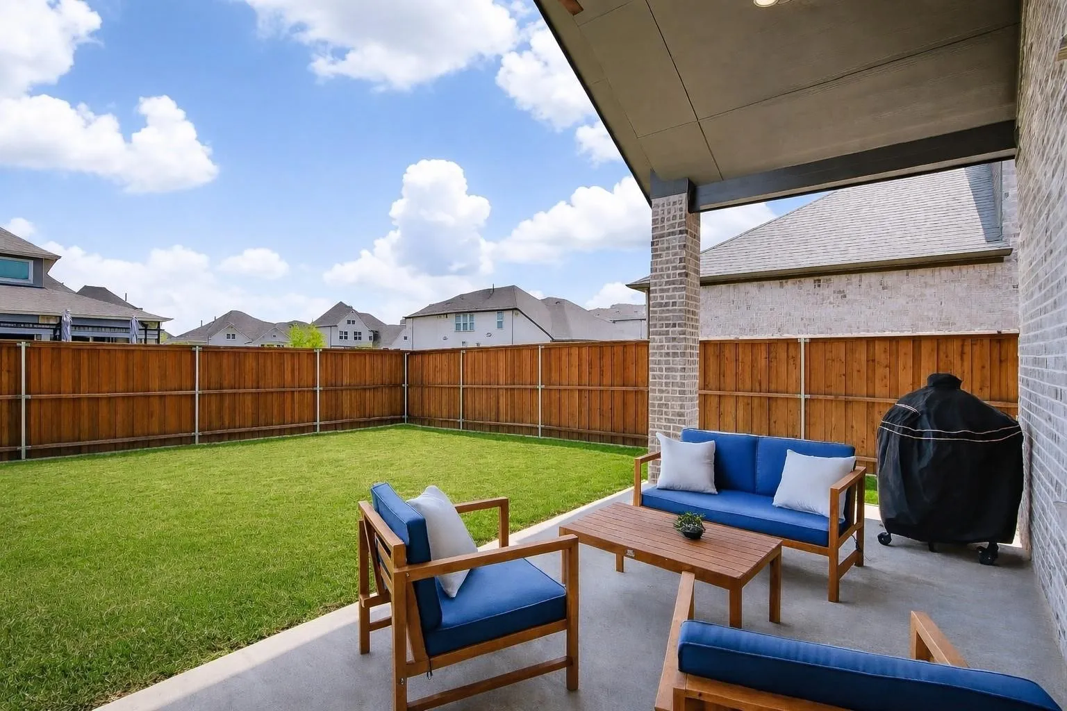 Single Family Residence For Rent in Denton County , 6842 Gavin Drive, Frisco, Texas 75034, 4 Bedroom, 4 Bathroom, 2 Garage spaces, 3,012 Sqft, built in 2019, mls#21364260, Real Estate Agent in Frisco, Homes For Rent in Denton county, Homes For Rent in Frisco, Realtor in Frisco Texas, Real Estate Brokerage Independent Realty Texas, Luminita Cordes Realtor