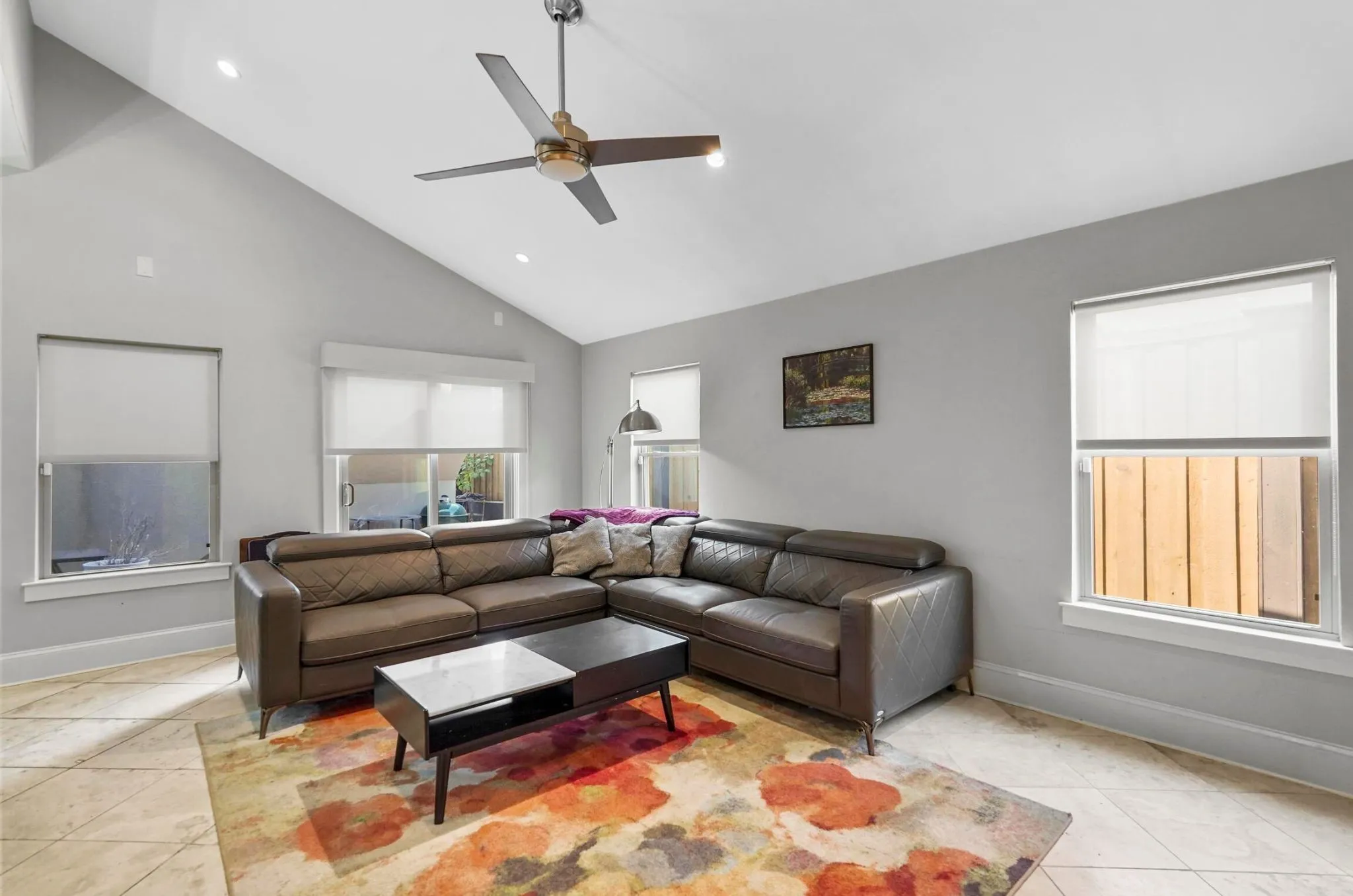 Single Family Residence For Rent in Dallas County , 4319 Cabell Drive, Dallas, Texas 75204, 3 Bedroom, 3 Bathroom, 2 Garage spaces, 1,744 Sqft, built in 1998, Price $3,900, mls#21361856, Real Estate Agent in Dallas, Homes For Rent in Dallas county, Homes For Rent in Dallas, Realtor in Dallas Texas, Real Estate Brokerage Independent Realty Texas, Luminita Cordes Realtor