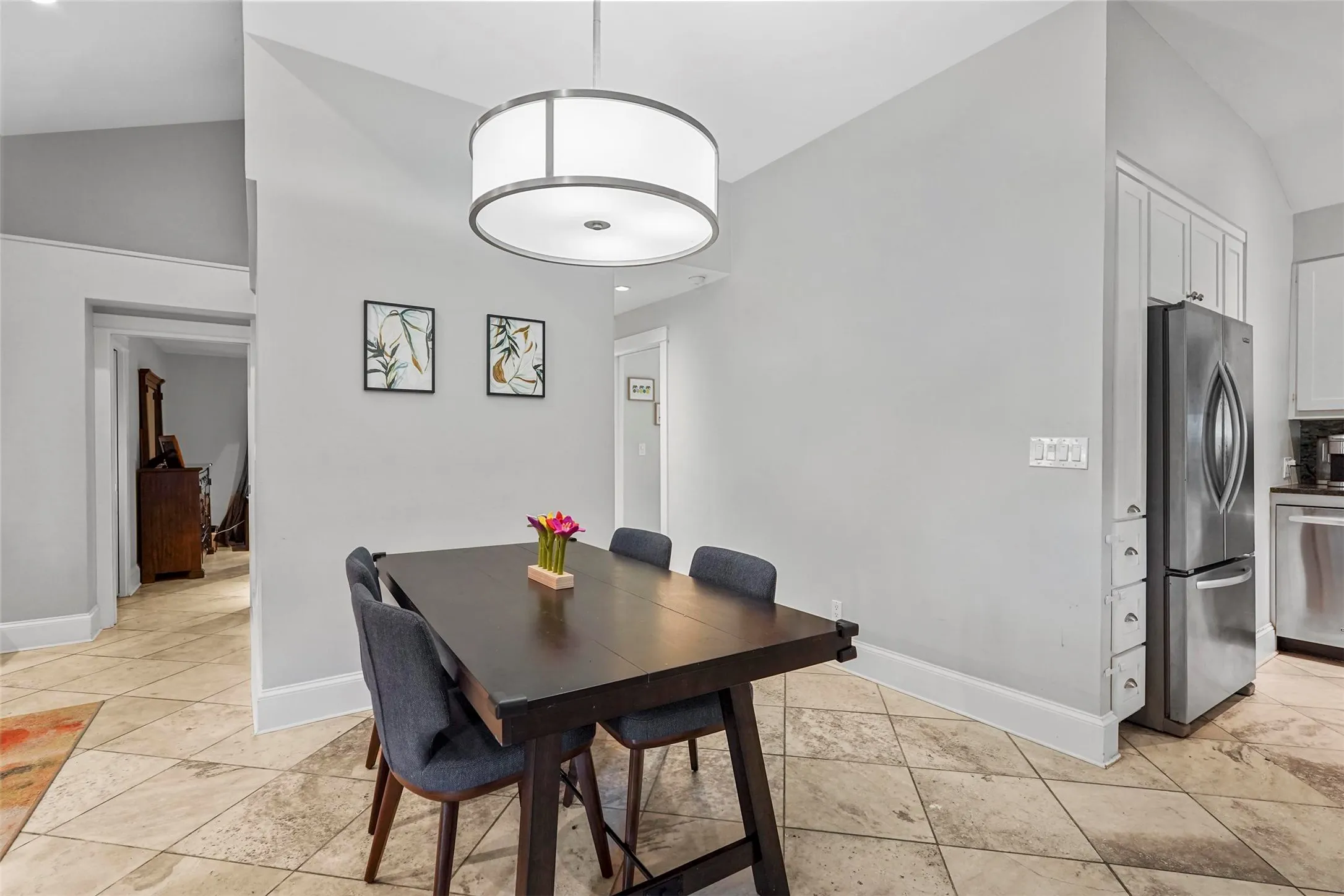 Single Family Residence For Rent in Dallas County , 4319 Cabell Drive, Dallas, Texas 75204, 3 Bedroom, 3 Bathroom, 2 Garage spaces, 1,744 Sqft, built in 1998, Price $3,900, mls#21361856, Real Estate Agent in Dallas, Homes For Rent in Dallas county, Homes For Rent in Dallas, Realtor in Dallas Texas, Real Estate Brokerage Independent Realty Texas, Luminita Cordes Realtor