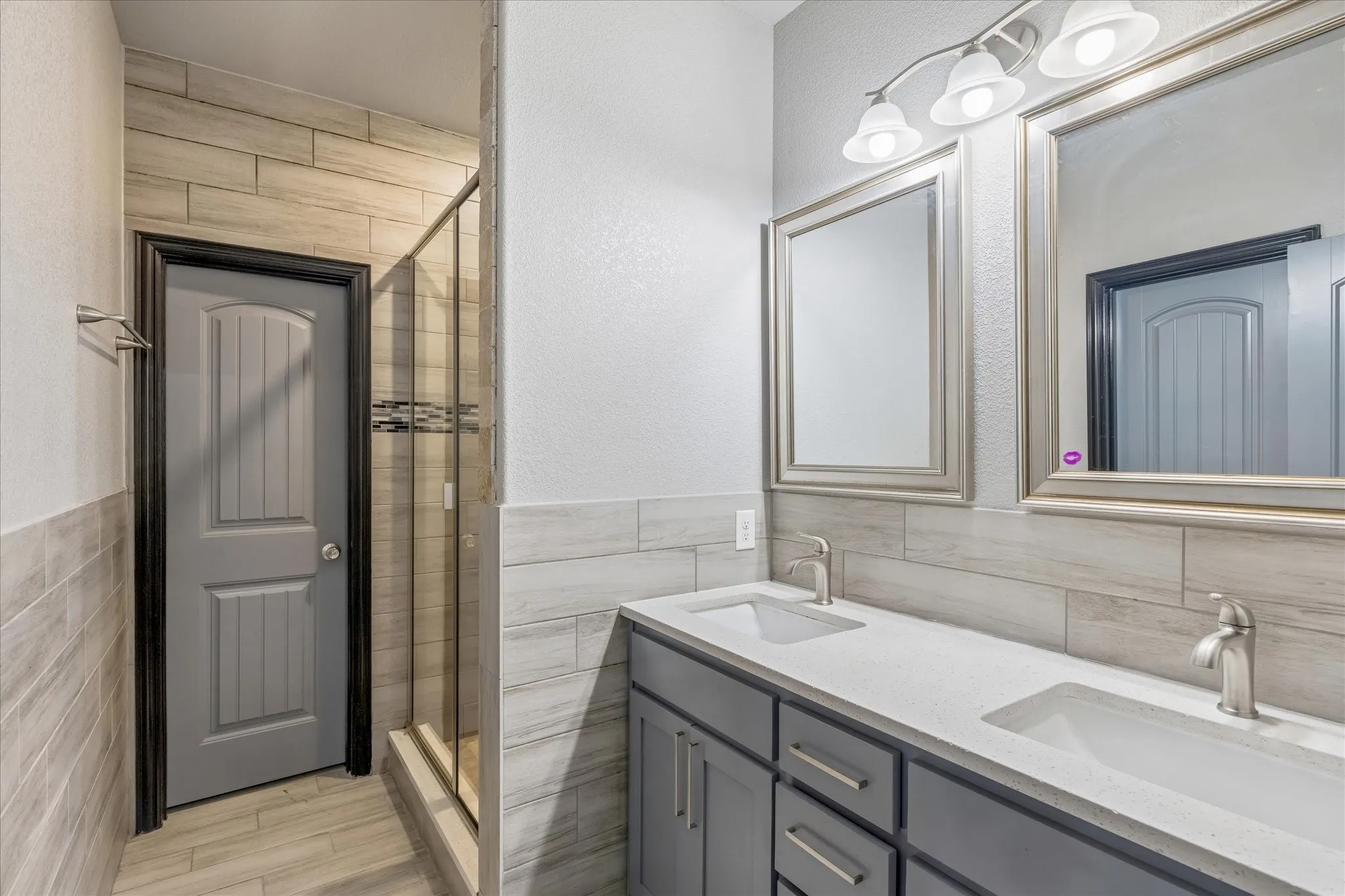 Single Family Residence For Sale in Tarrant County , 1533 Cairn Circle, Fort Worth, Texas 76134, 4 Bedroom, 2 Bathroom, Garage spaces, 2,238 Sqft, built in 2019, mls#21362419, Real Estate Agent in Fort Worth, Homes For Sale in Tarrant county, Homes For Sale in Fort Worth, Realtor in Fort Worth Texas, Real Estate Brokerage Independent Realty Texas, Luminita Cordes Realtor