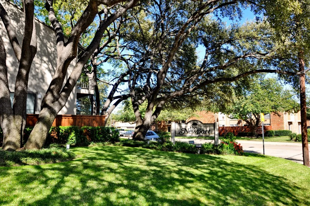 Condominium For Rent in Dallas County , 5909 Birchbrook Drive 129, Dallas, Texas 75206, 3 Bedroom, 2 Bathroom, Garage spaces, 1,225 Sqft, built in 2011, mls#21364279, Real Estate Agent in Dallas, Homes For Rent in Dallas county, Homes For Rent in Dallas, Realtor in Dallas Texas, Real Estate Brokerage Independent Realty Texas, Luminita Cordes Realtor