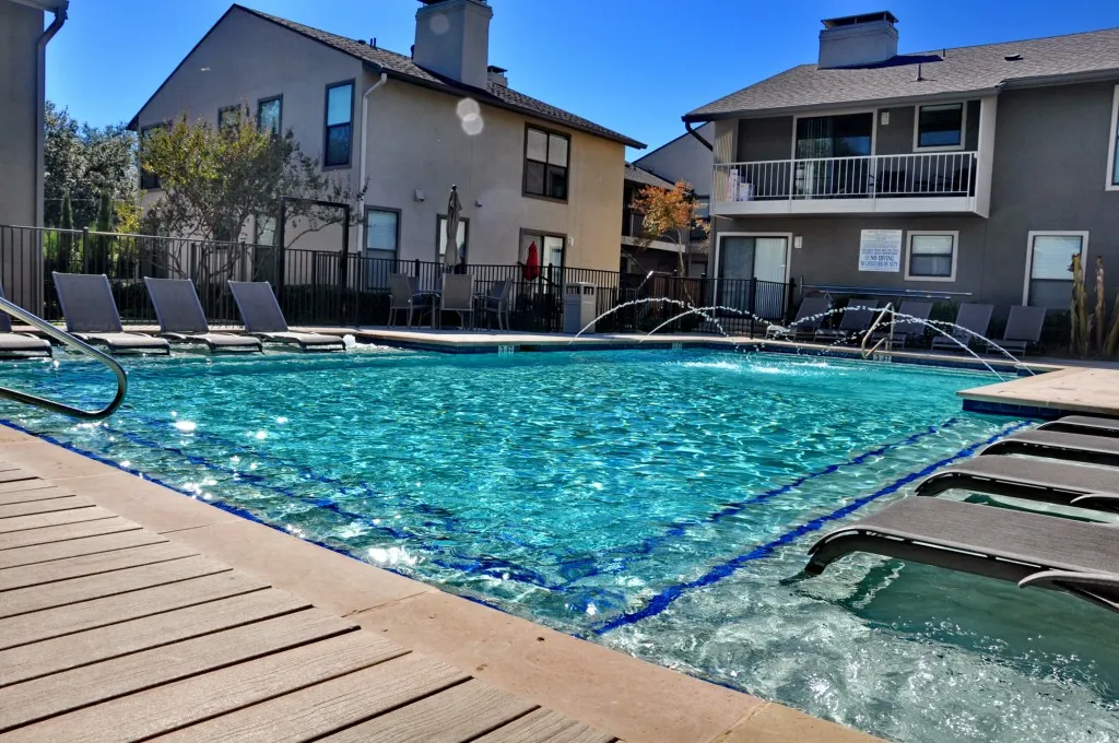 Condominium For Rent in Dallas County , 5909 Birchbrook Drive 129, Dallas, Texas 75206, 3 Bedroom, 2 Bathroom, Garage spaces, 1,225 Sqft, built in 2011, mls#21364279, Real Estate Agent in Dallas, Homes For Rent in Dallas county, Homes For Rent in Dallas, Realtor in Dallas Texas, Real Estate Brokerage Independent Realty Texas, Luminita Cordes Realtor