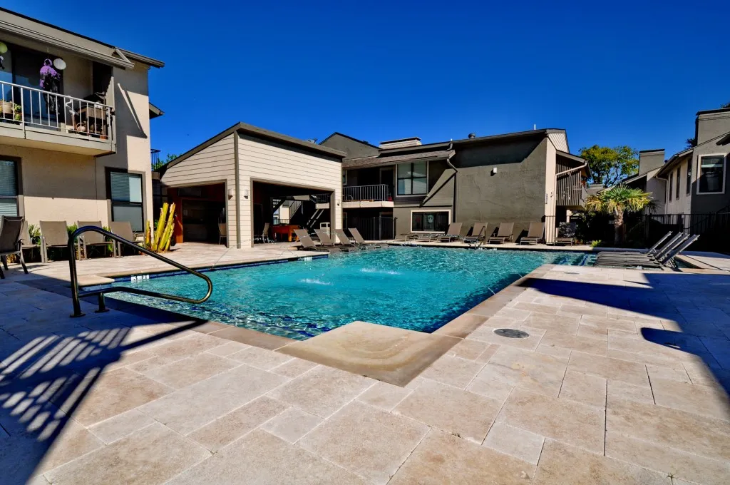 Condominium For Rent in Dallas County , 5909 Birchbrook Drive 129, Dallas, Texas 75206, 3 Bedroom, 2 Bathroom, Garage spaces, 1,225 Sqft, built in 2011, mls#21364279, Real Estate Agent in Dallas, Homes For Rent in Dallas county, Homes For Rent in Dallas, Realtor in Dallas Texas, Real Estate Brokerage Independent Realty Texas, Luminita Cordes Realtor