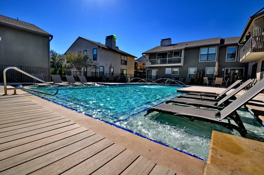 Condominium For Rent in Dallas County , 5909 Birchbrook Drive 129, Dallas, Texas 75206, 3 Bedroom, 2 Bathroom, Garage spaces, 1,225 Sqft, built in 2011, mls#21364279, Real Estate Agent in Dallas, Homes For Rent in Dallas county, Homes For Rent in Dallas, Realtor in Dallas Texas, Real Estate Brokerage Independent Realty Texas, Luminita Cordes Realtor