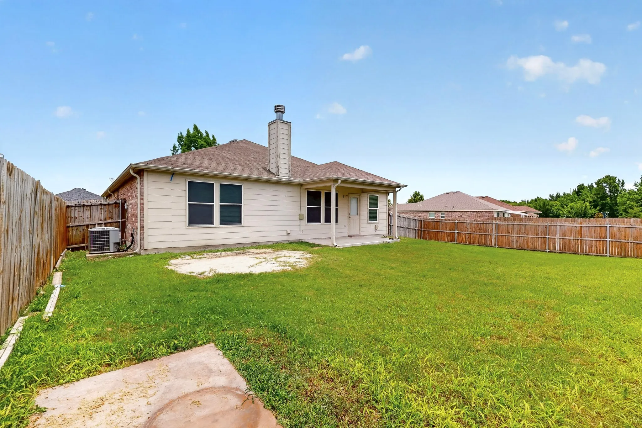 Single Family Residence For Rent in Rockwall County , 127 Abelia Drive, Fate, Texas 75189, 3 Bedroom, 2 Bathroom, 2 Garage spaces, 1,630 Sqft, built in 2013, mls#21364288, Real Estate Agent in Fate, Homes For Rent in Rockwall county, Homes For Rent in Fate, Realtor in Fate Texas, Real Estate Brokerage Independent Realty Texas, Luminita Cordes Realtor