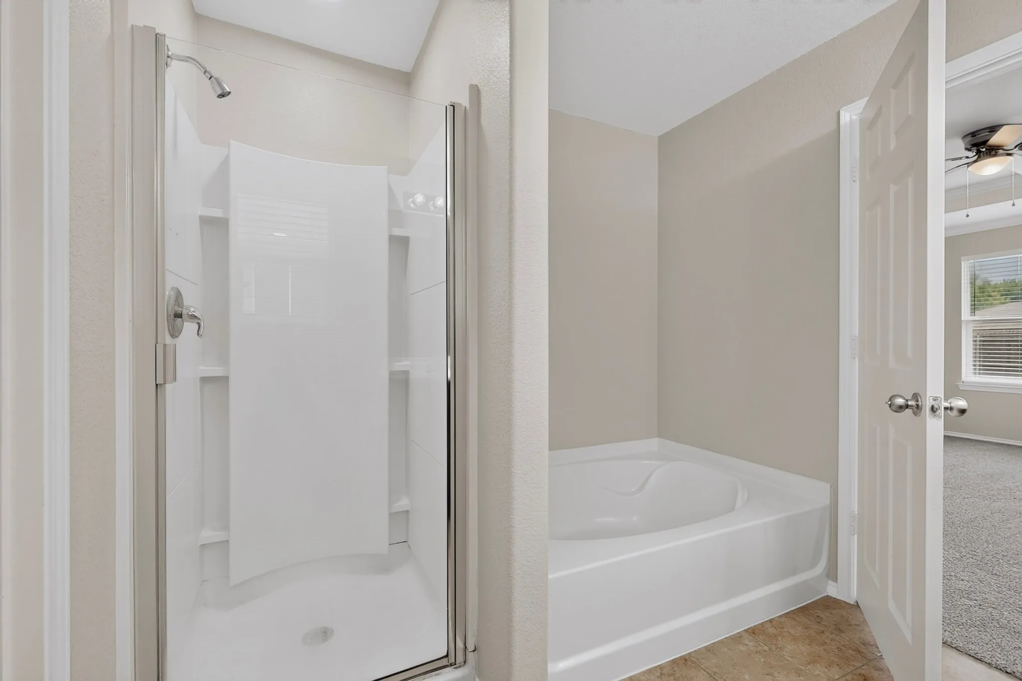 Single Family Residence For Rent in Rockwall County , 127 Abelia Drive, Fate, Texas 75189, 3 Bedroom, 2 Bathroom, 2 Garage spaces, 1,630 Sqft, built in 2013, mls#21364288, Real Estate Agent in Fate, Homes For Rent in Rockwall county, Homes For Rent in Fate, Realtor in Fate Texas, Real Estate Brokerage Independent Realty Texas, Luminita Cordes Realtor