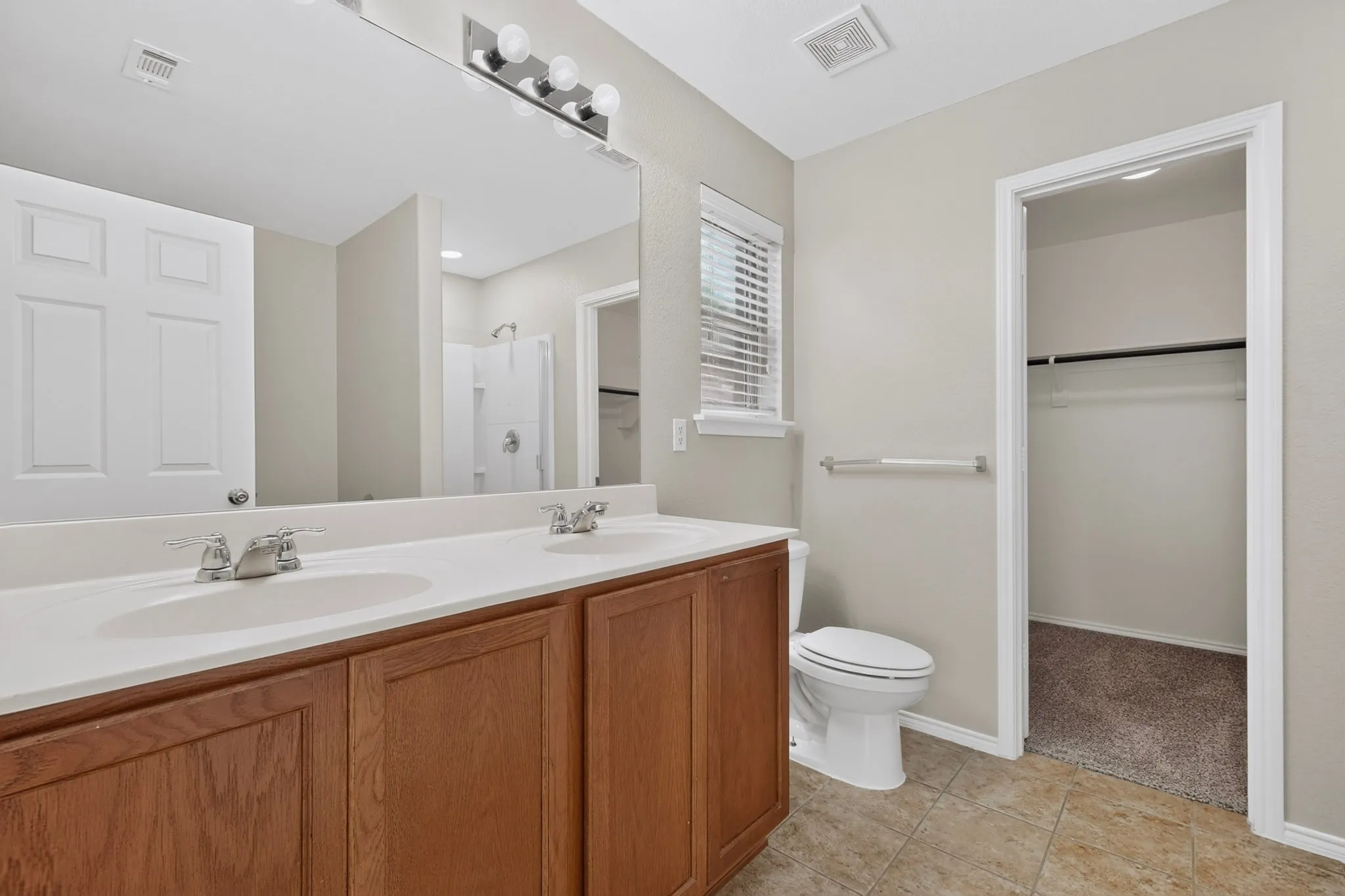 Single Family Residence For Rent in Rockwall County , 127 Abelia Drive, Fate, Texas 75189, 3 Bedroom, 2 Bathroom, 2 Garage spaces, 1,630 Sqft, built in 2013, mls#21364288, Real Estate Agent in Fate, Homes For Rent in Rockwall county, Homes For Rent in Fate, Realtor in Fate Texas, Real Estate Brokerage Independent Realty Texas, Luminita Cordes Realtor