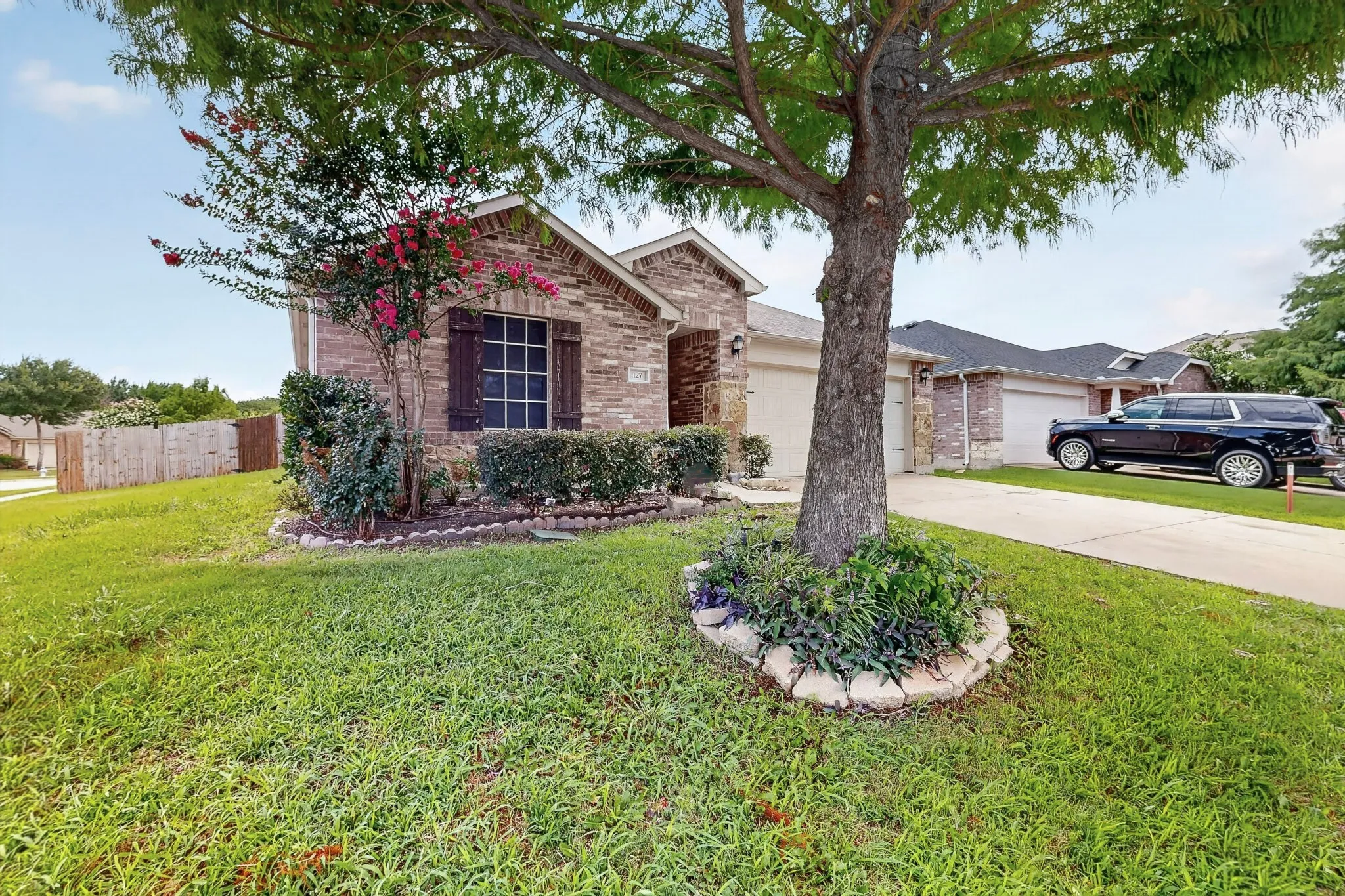 Single Family Residence For Rent in Rockwall County , 127 Abelia Drive, Fate, Texas 75189, 3 Bedroom, 2 Bathroom, 2 Garage spaces, 1,630 Sqft, built in 2013, mls#21364288, Real Estate Agent in Fate, Homes For Rent in Rockwall county, Homes For Rent in Fate, Realtor in Fate Texas, Real Estate Brokerage Independent Realty Texas, Luminita Cordes Realtor