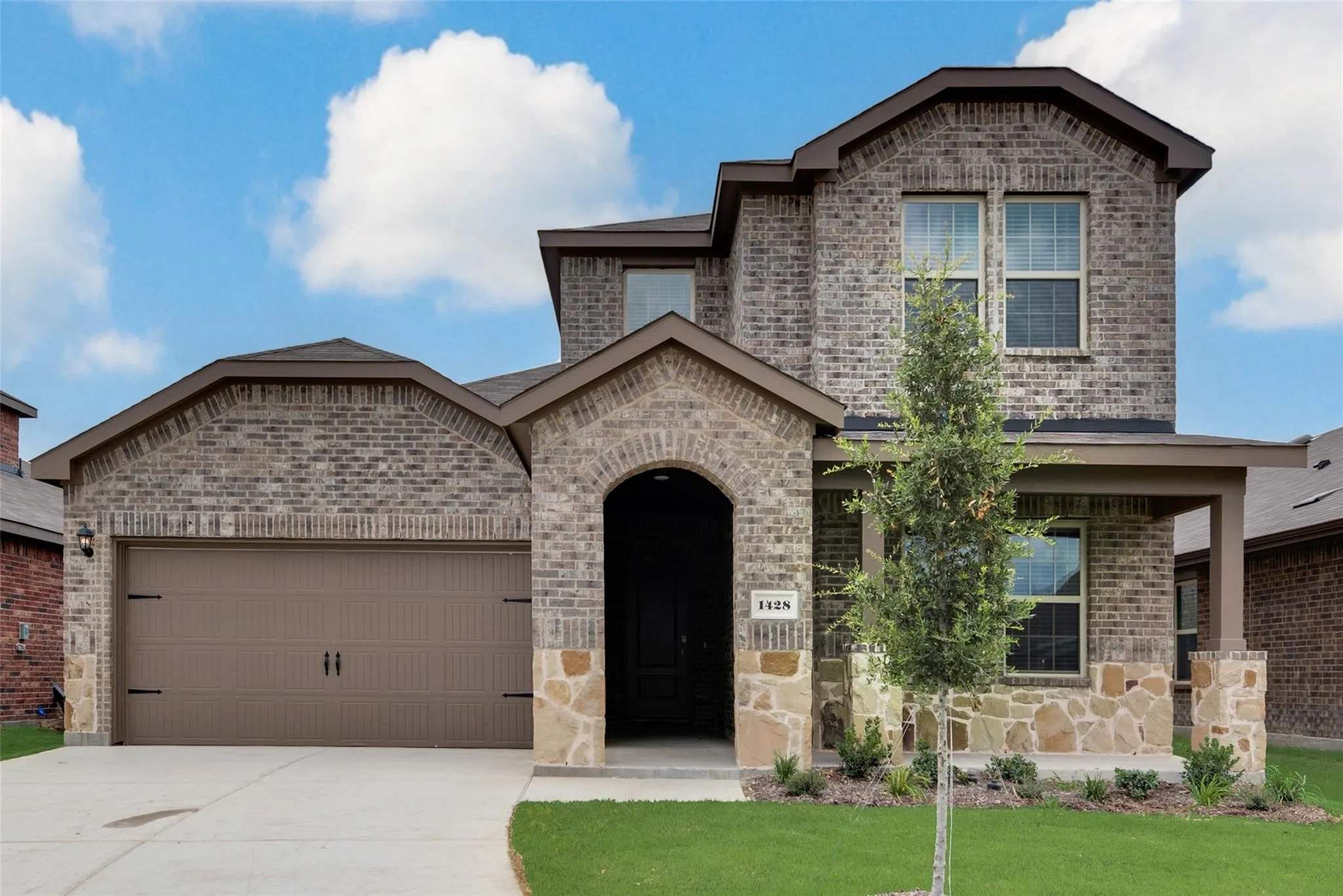 Single Family Residence For Rent in Hunt County , 1428 Millstead Rill Drive, Caddo Mills, Texas 75135, 4 Bedroom, 3 Bathroom, 2 Garage spaces, 2,213 Sqft, built in 2024, mls#21364275, Real Estate Agent in Caddo Mills, Homes For Rent in Hunt county, Homes For Rent in Caddo Mills, Realtor in Caddo Mills Texas, Real Estate Brokerage Independent Realty Texas, Luminita Cordes Realtor