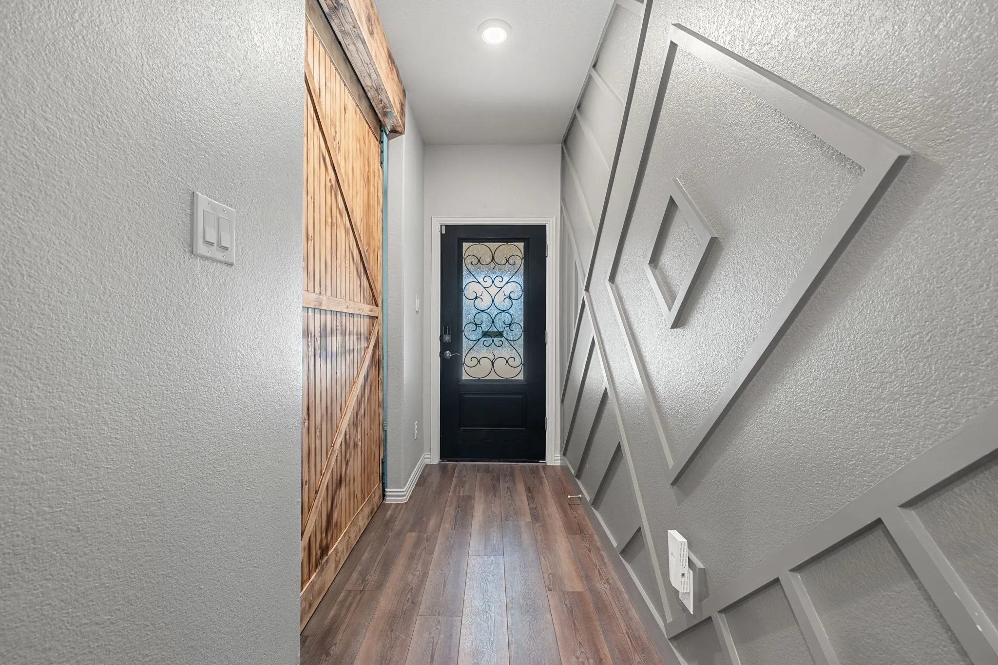 Single Family Residence For Rent in Rockwall County , 7175 Rolling Waters Way, Royse City, Texas 75189, 4 Bedroom, 3 Bathroom, 2 Garage spaces, 2,405 Sqft, built in 2022, mls#21363184, Real Estate Agent in Royse City, Homes For Rent in Rockwall county, Homes For Rent in Royse City, Realtor in Royse City Texas, Real Estate Brokerage Independent Realty Texas, Luminita Cordes Realtor