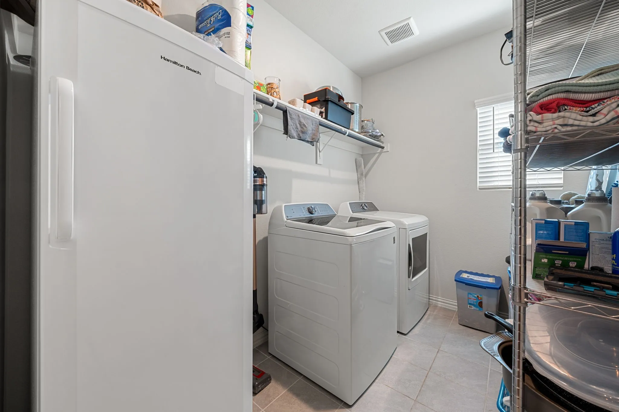 Single Family Residence For Rent in Rockwall County , 7175 Rolling Waters Way, Royse City, Texas 75189, 4 Bedroom, 3 Bathroom, 2 Garage spaces, 2,405 Sqft, built in 2022, mls#21363184, Real Estate Agent in Royse City, Homes For Rent in Rockwall county, Homes For Rent in Royse City, Realtor in Royse City Texas, Real Estate Brokerage Independent Realty Texas, Luminita Cordes Realtor