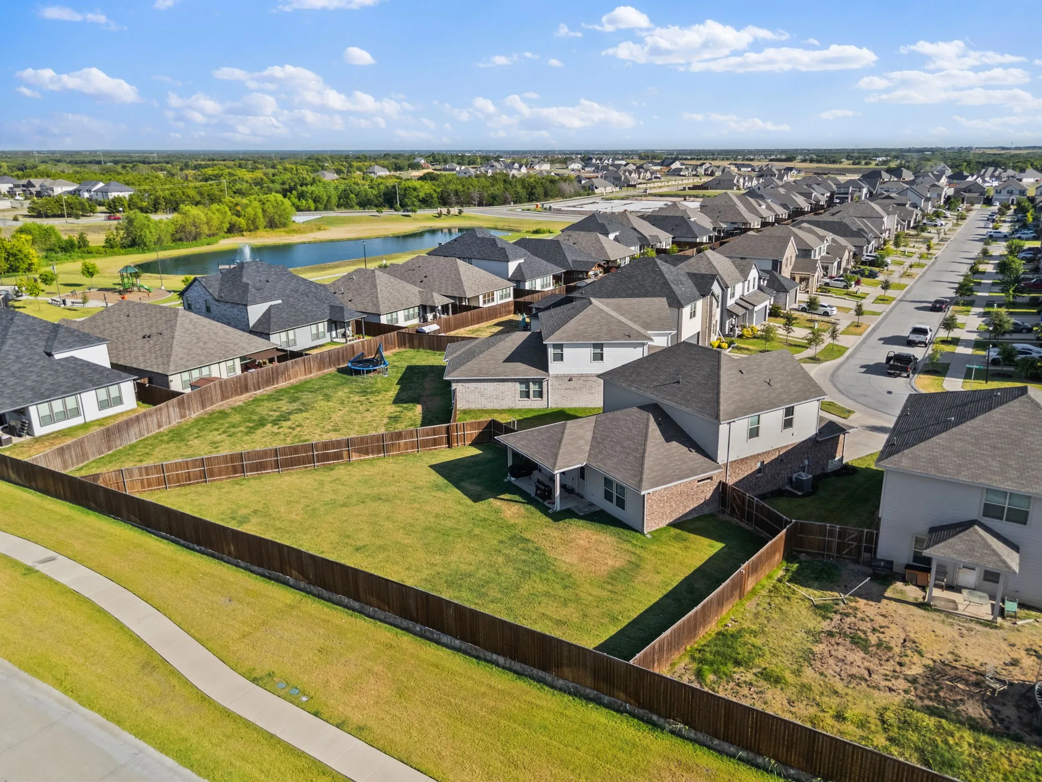 Single Family Residence For Rent in Rockwall County , 7175 Rolling Waters Way, Royse City, Texas 75189, 4 Bedroom, 3 Bathroom, 2 Garage spaces, 2,405 Sqft, built in 2022, mls#21363184, Real Estate Agent in Royse City, Homes For Rent in Rockwall county, Homes For Rent in Royse City, Realtor in Royse City Texas, Real Estate Brokerage Independent Realty Texas, Luminita Cordes Realtor