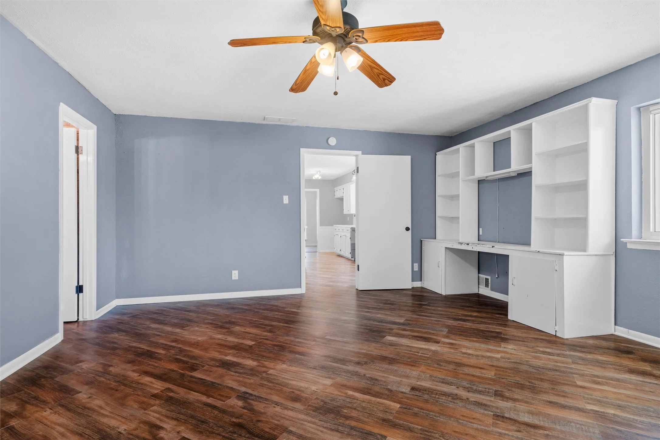 4th bedroom or game room , flex space for any of your  needs!