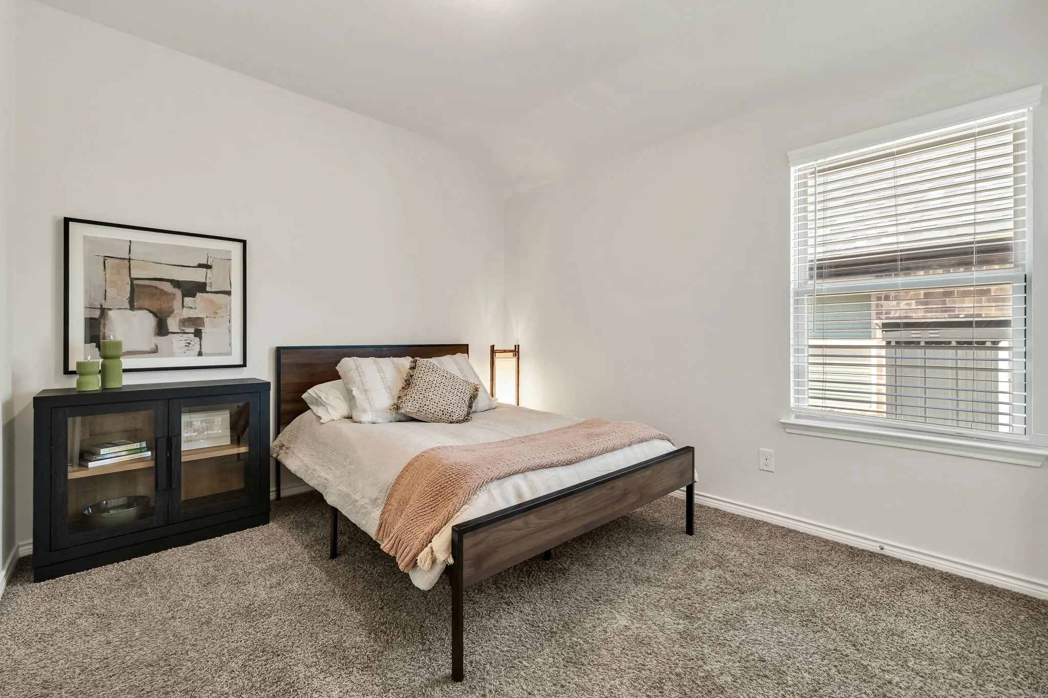Single Family Residence For Sale in Collin County , 1024 Berry Street, Celina, Texas 75009, 3 Bedroom, 2 Bathroom, 2 Garage spaces, 2,187 Sqft, built in 2019, mls#21361809, Real Estate Agent in Celina, Homes For Sale in Collin county, Homes For Sale in Celina, Realtor in Celina Texas, Real Estate Brokerage Independent Realty Texas, Luminita Cordes Realtor