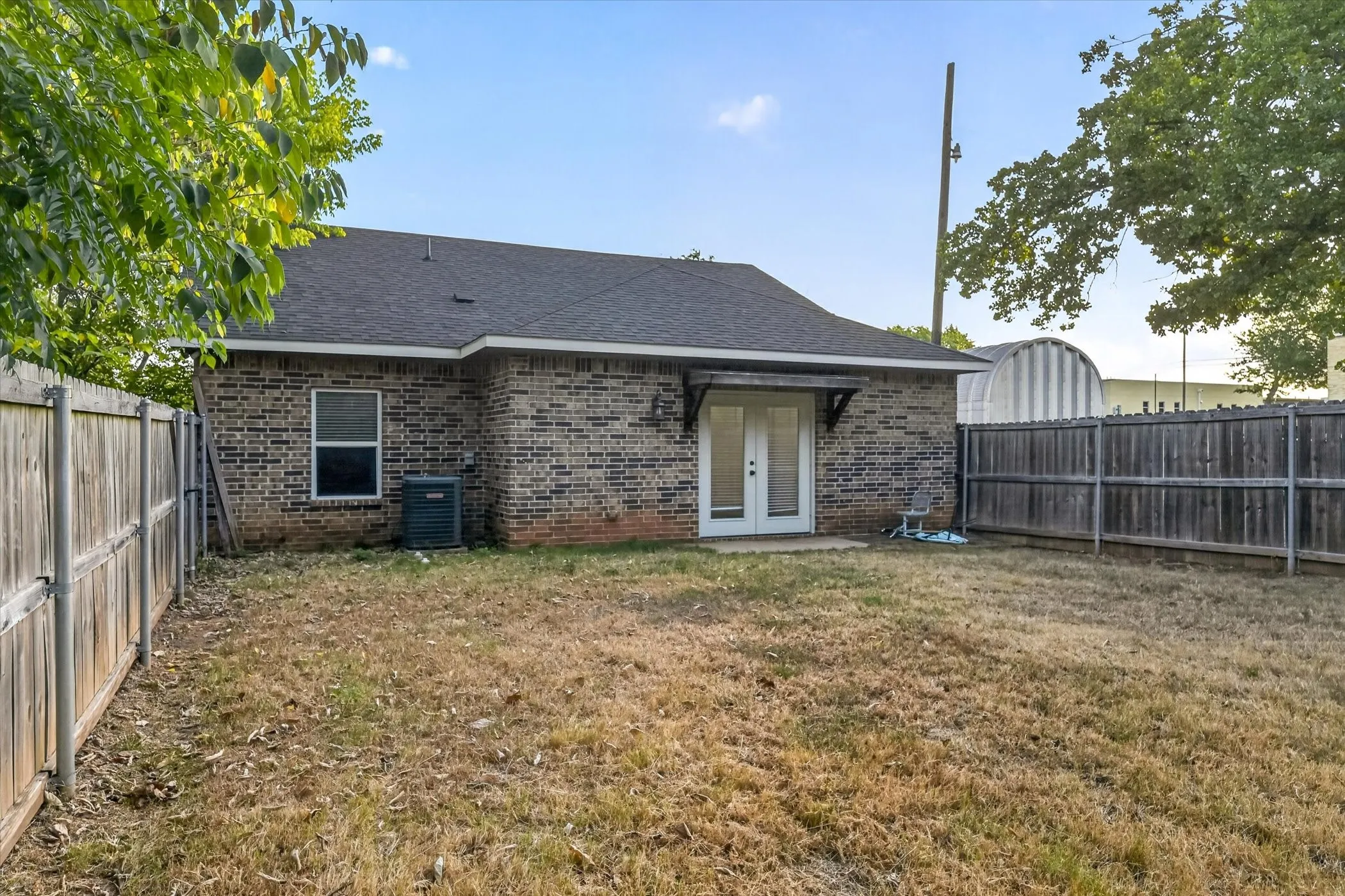 Single Family Residence For Rent in Grayson County , 1216 W Nelson Street, Denison, Texas 75020, 3 Bedroom, 2 Bathroom, 2 Garage spaces, 1,200 Sqft, built in 2019, mls#21364301, Real Estate Agent in Denison, Homes For Rent in Grayson county, Homes For Rent in Denison, Realtor in Denison Texas, Real Estate Brokerage Independent Realty Texas, Luminita Cordes Realtor
