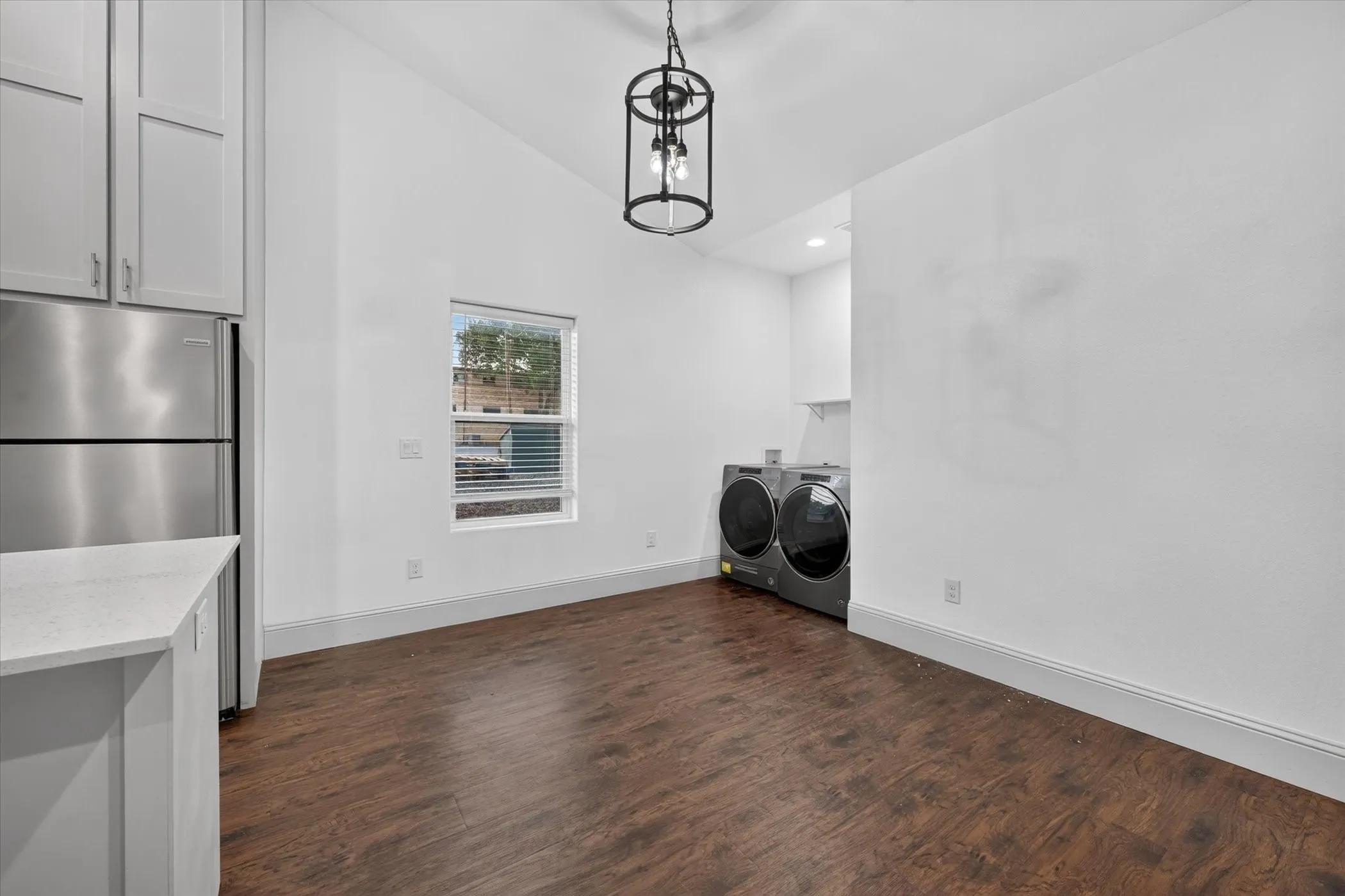Single Family Residence For Rent in Grayson County , 1216 W Nelson Street, Denison, Texas 75020, 3 Bedroom, 2 Bathroom, 2 Garage spaces, 1,200 Sqft, built in 2019, mls#21364301, Real Estate Agent in Denison, Homes For Rent in Grayson county, Homes For Rent in Denison, Realtor in Denison Texas, Real Estate Brokerage Independent Realty Texas, Luminita Cordes Realtor
