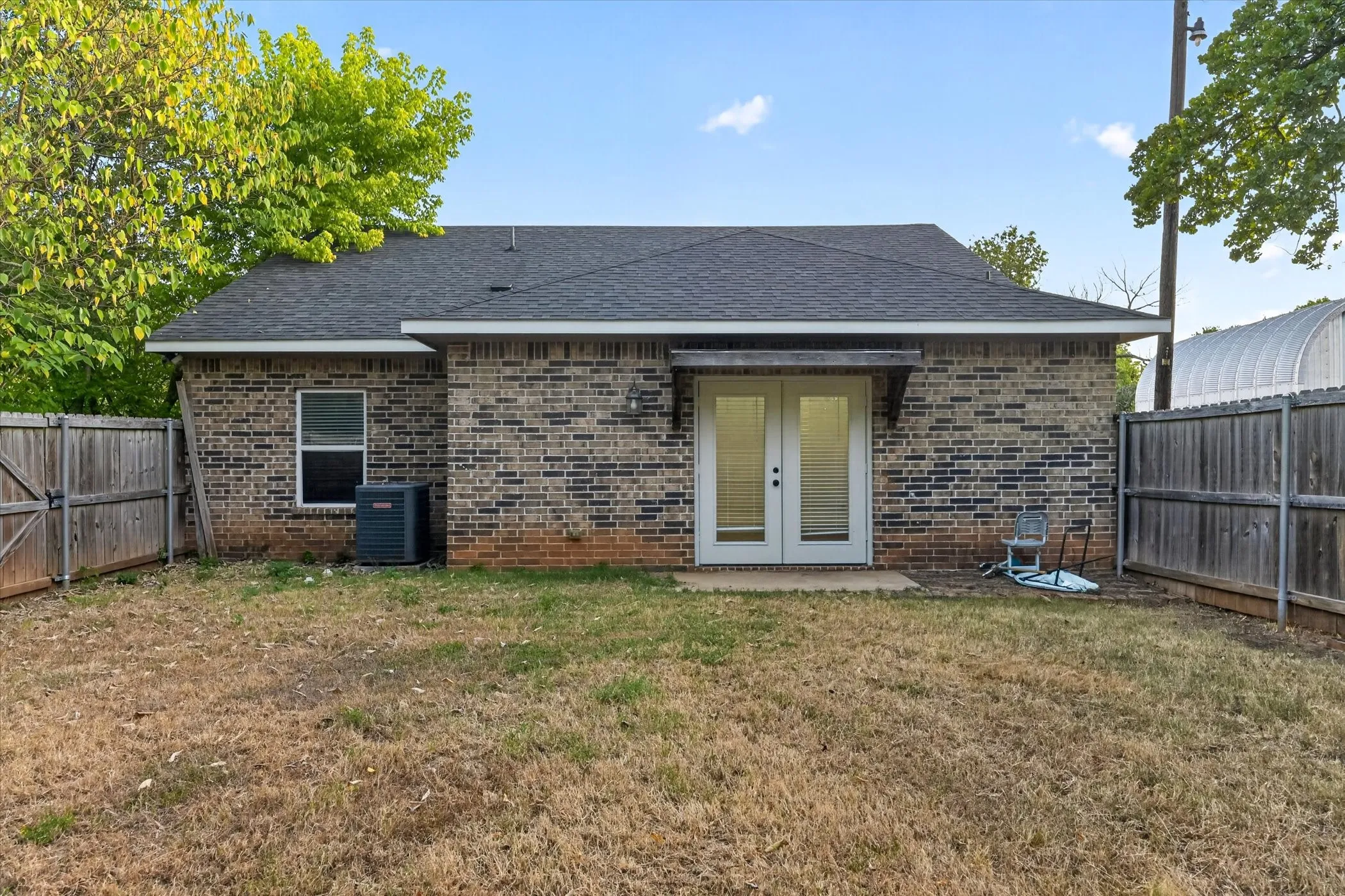 Single Family Residence For Rent in Grayson County , 1216 W Nelson Street, Denison, Texas 75020, 3 Bedroom, 2 Bathroom, 2 Garage spaces, 1,200 Sqft, built in 2019, mls#21364301, Real Estate Agent in Denison, Homes For Rent in Grayson county, Homes For Rent in Denison, Realtor in Denison Texas, Real Estate Brokerage Independent Realty Texas, Luminita Cordes Realtor