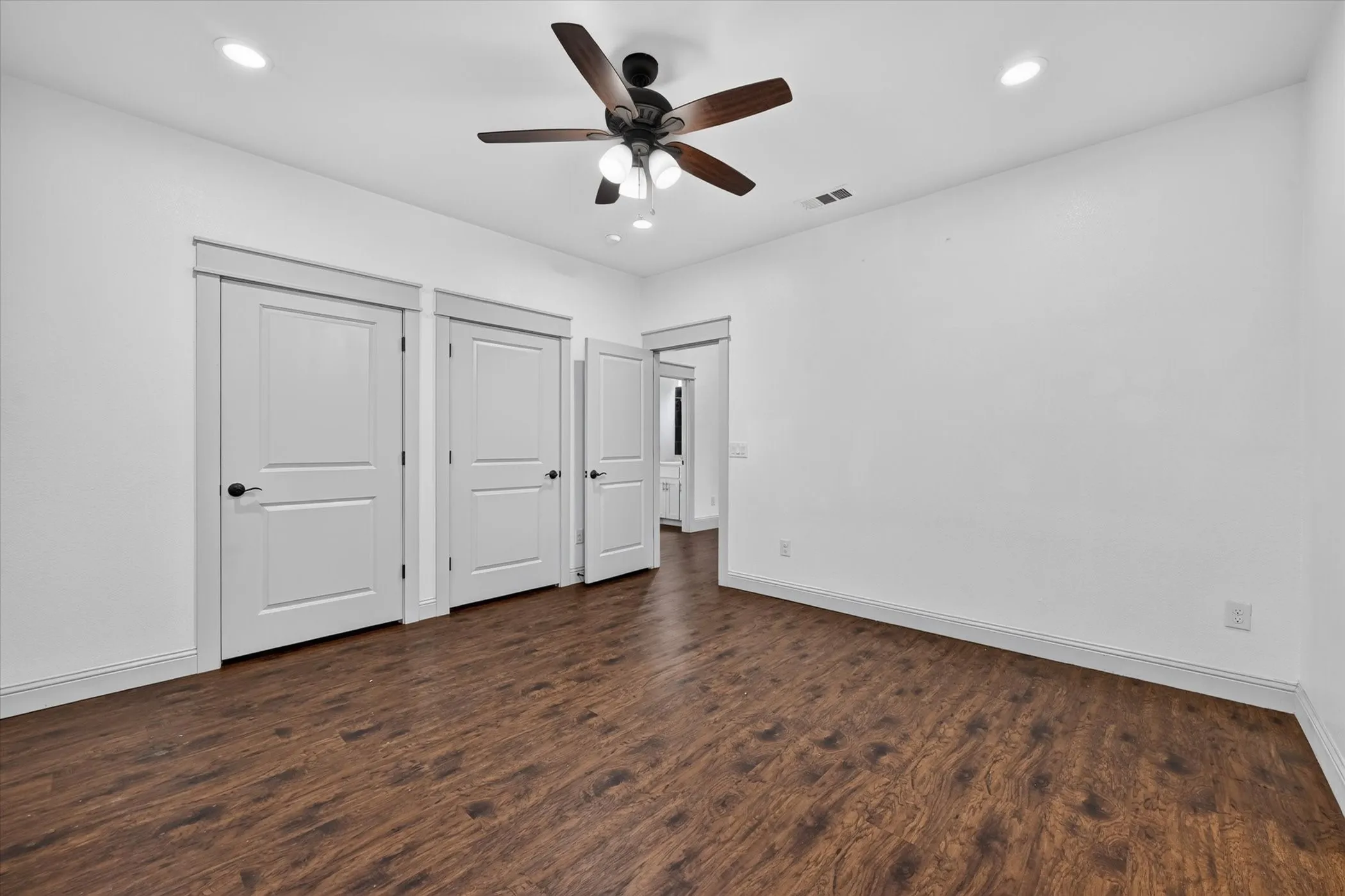 Single Family Residence For Rent in Grayson County , 1216 W Nelson Street, Denison, Texas 75020, 3 Bedroom, 2 Bathroom, 2 Garage spaces, 1,200 Sqft, built in 2019, mls#21364301, Real Estate Agent in Denison, Homes For Rent in Grayson county, Homes For Rent in Denison, Realtor in Denison Texas, Real Estate Brokerage Independent Realty Texas, Luminita Cordes Realtor