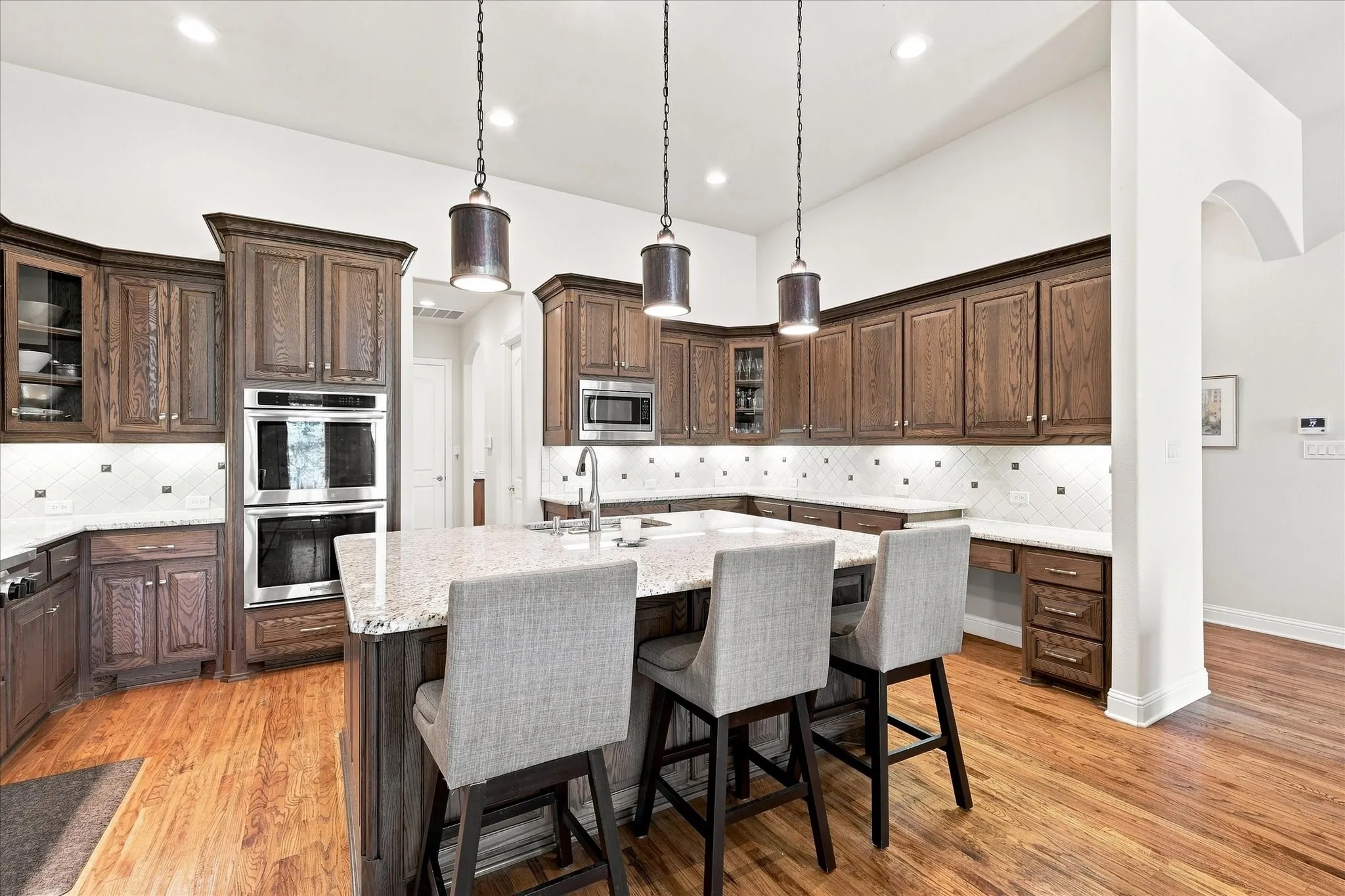 Single Family Residence For Sale in Tarrant County , 300 Hawks Ridge Trail, Colleyville, Texas 76034, 4 Bedroom, 4 Bathroom, 3 Garage spaces, 3,232 Sqft, built in 2013, mls#21361777, Real Estate Agent in Colleyville, Homes For Sale in Tarrant county, Homes For Sale in Colleyville, Realtor in Colleyville Texas, Real Estate Brokerage Independent Realty Texas, Luminita Cordes Realtor