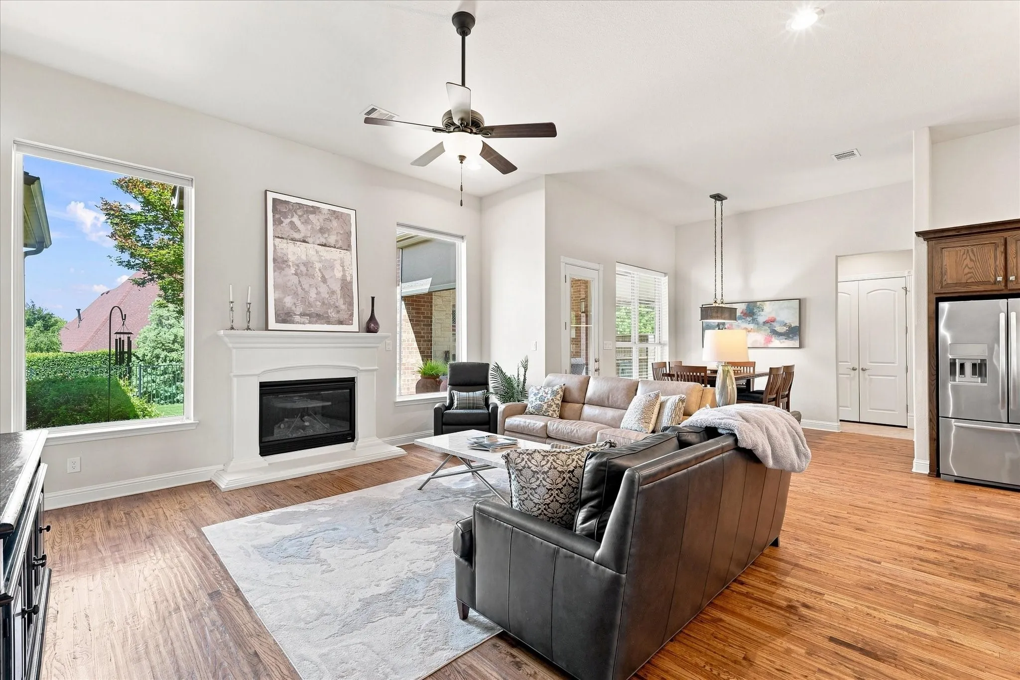 Single Family Residence For Sale in Tarrant County , 300 Hawks Ridge Trail, Colleyville, Texas 76034, 4 Bedroom, 4 Bathroom, 3 Garage spaces, 3,232 Sqft, built in 2013, mls#21361777, Real Estate Agent in Colleyville, Homes For Sale in Tarrant county, Homes For Sale in Colleyville, Realtor in Colleyville Texas, Real Estate Brokerage Independent Realty Texas, Luminita Cordes Realtor