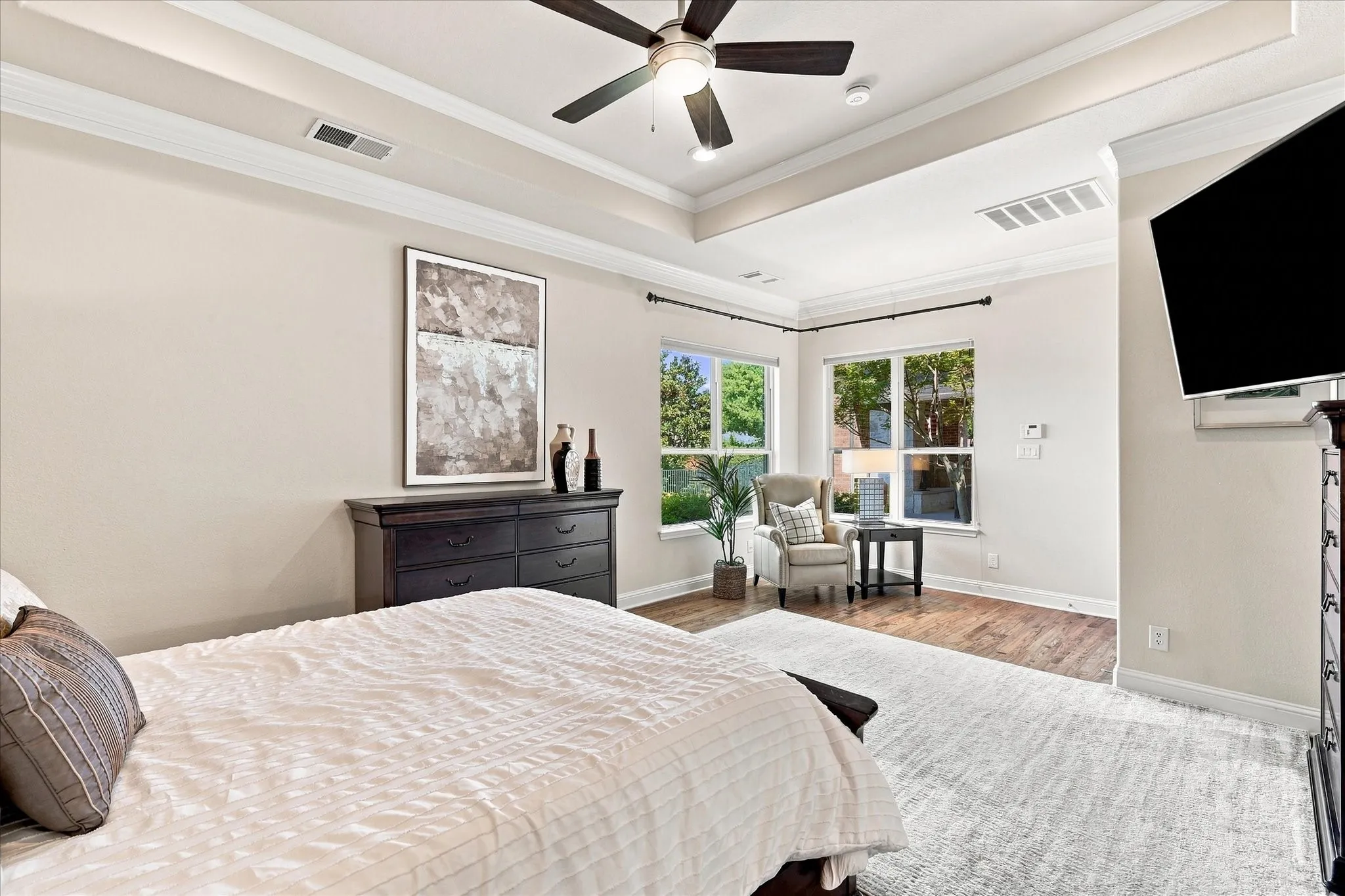Single Family Residence For Sale in Tarrant County , 300 Hawks Ridge Trail, Colleyville, Texas 76034, 4 Bedroom, 4 Bathroom, 3 Garage spaces, 3,232 Sqft, built in 2013, mls#21361777, Real Estate Agent in Colleyville, Homes For Sale in Tarrant county, Homes For Sale in Colleyville, Realtor in Colleyville Texas, Real Estate Brokerage Independent Realty Texas, Luminita Cordes Realtor