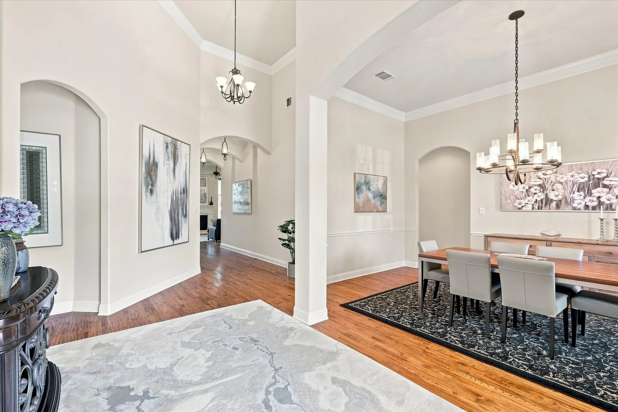 Single Family Residence For Sale in Tarrant County , 300 Hawks Ridge Trail, Colleyville, Texas 76034, 4 Bedroom, 4 Bathroom, 3 Garage spaces, 3,232 Sqft, built in 2013, mls#21361777, Real Estate Agent in Colleyville, Homes For Sale in Tarrant county, Homes For Sale in Colleyville, Realtor in Colleyville Texas, Real Estate Brokerage Independent Realty Texas, Luminita Cordes Realtor