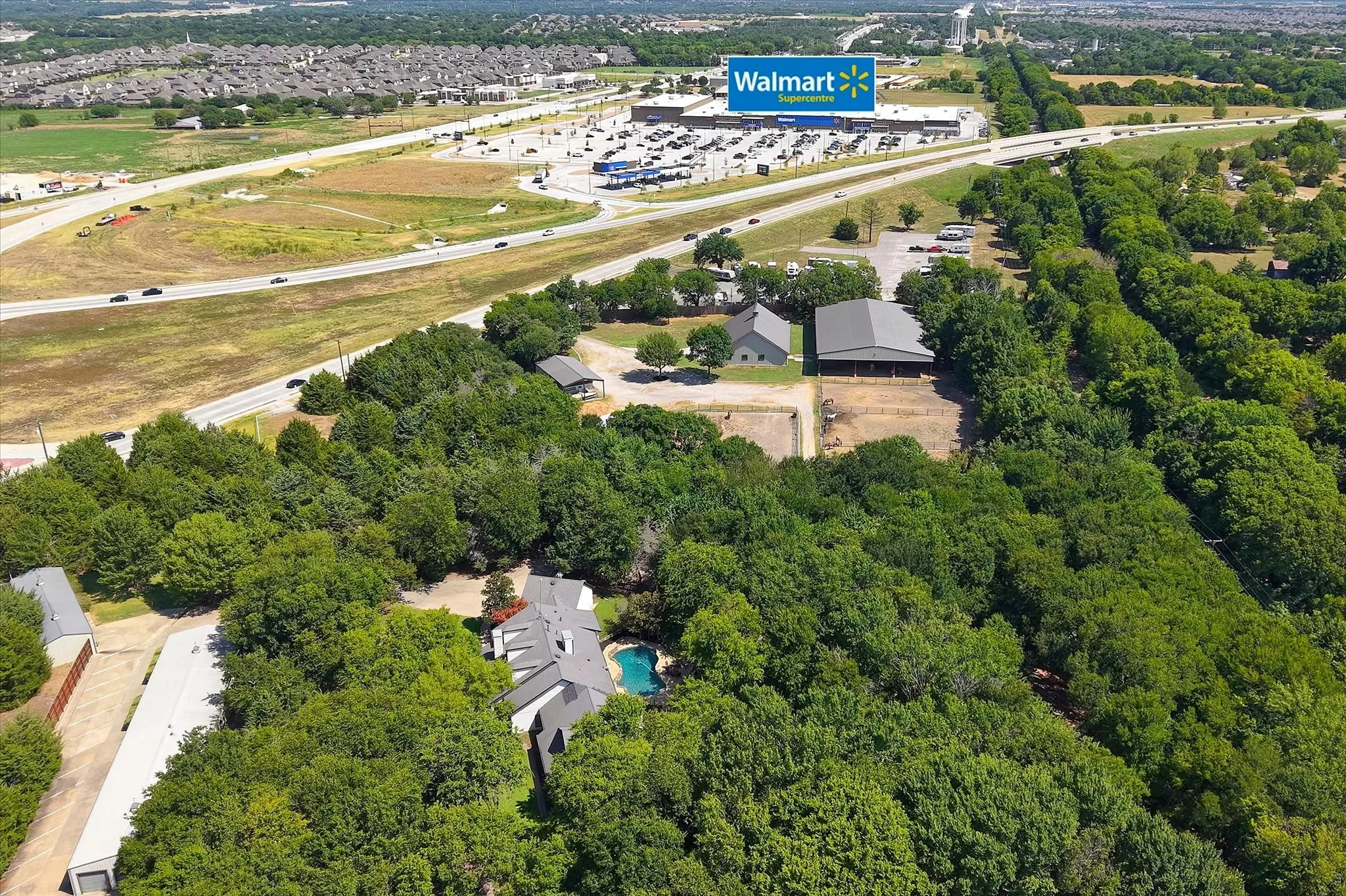 Single Family Residence For Sale in Collin County , 1606 Sam Rayburn Highway, Melissa, Texas 75454, 4 Bedroom, 5 Bathroom, 2 Garage spaces, 3,829 Sqft, built in 2001, mls#21361045, Real Estate Agent in Melissa, Homes For Sale in Collin county, Homes For Sale in Melissa, Realtor in Melissa Texas, Real Estate Brokerage Independent Realty Texas, Luminita Cordes Realtor
